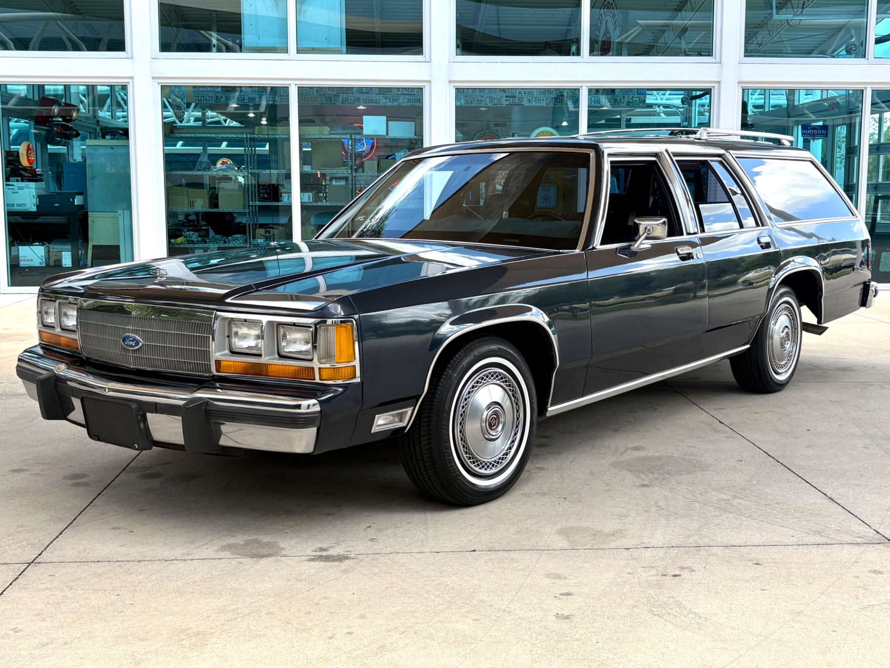 1988 Ford Crown Victoria LX