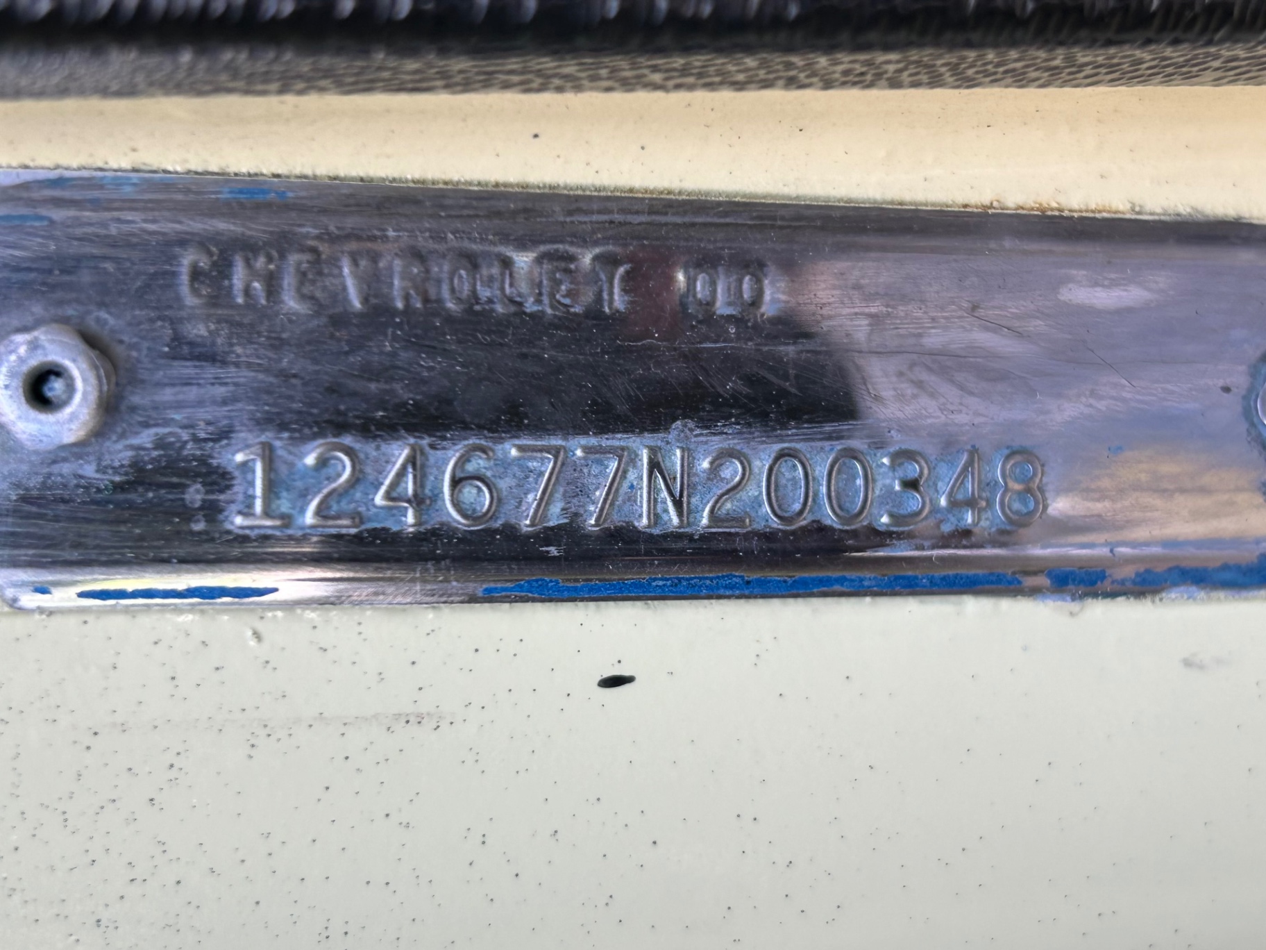 Vehicle photo 17
