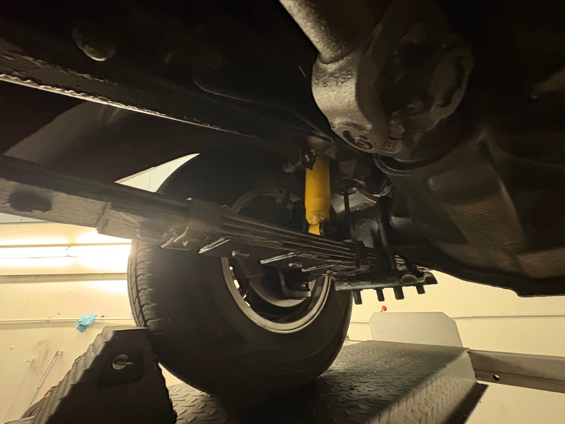 Vehicle photo 36