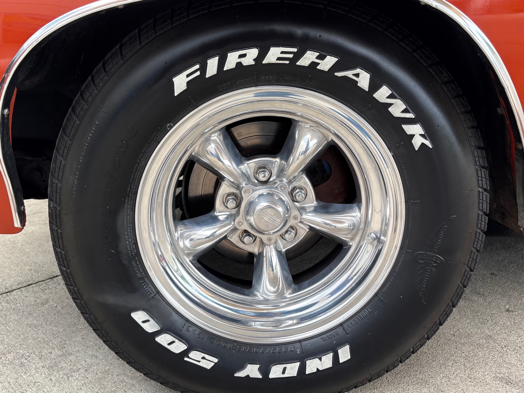Vehicle photo 24