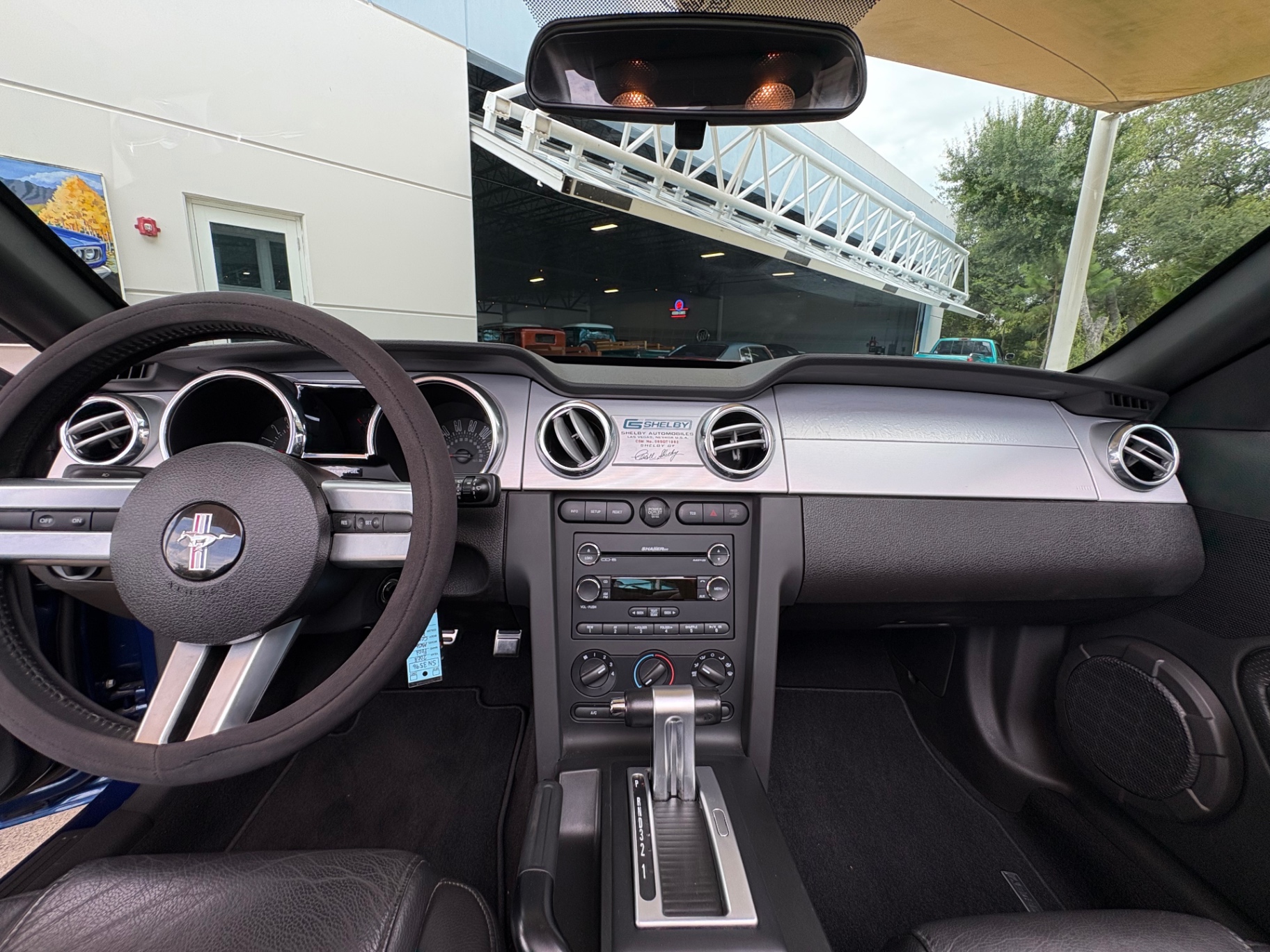 Vehicle photo 44