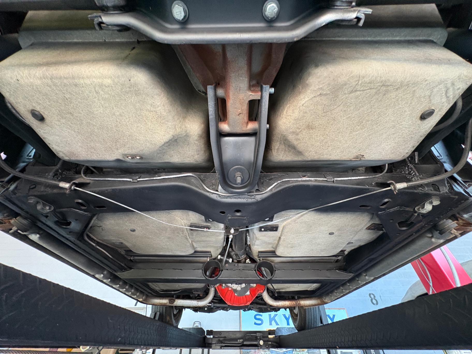 Vehicle photo 51