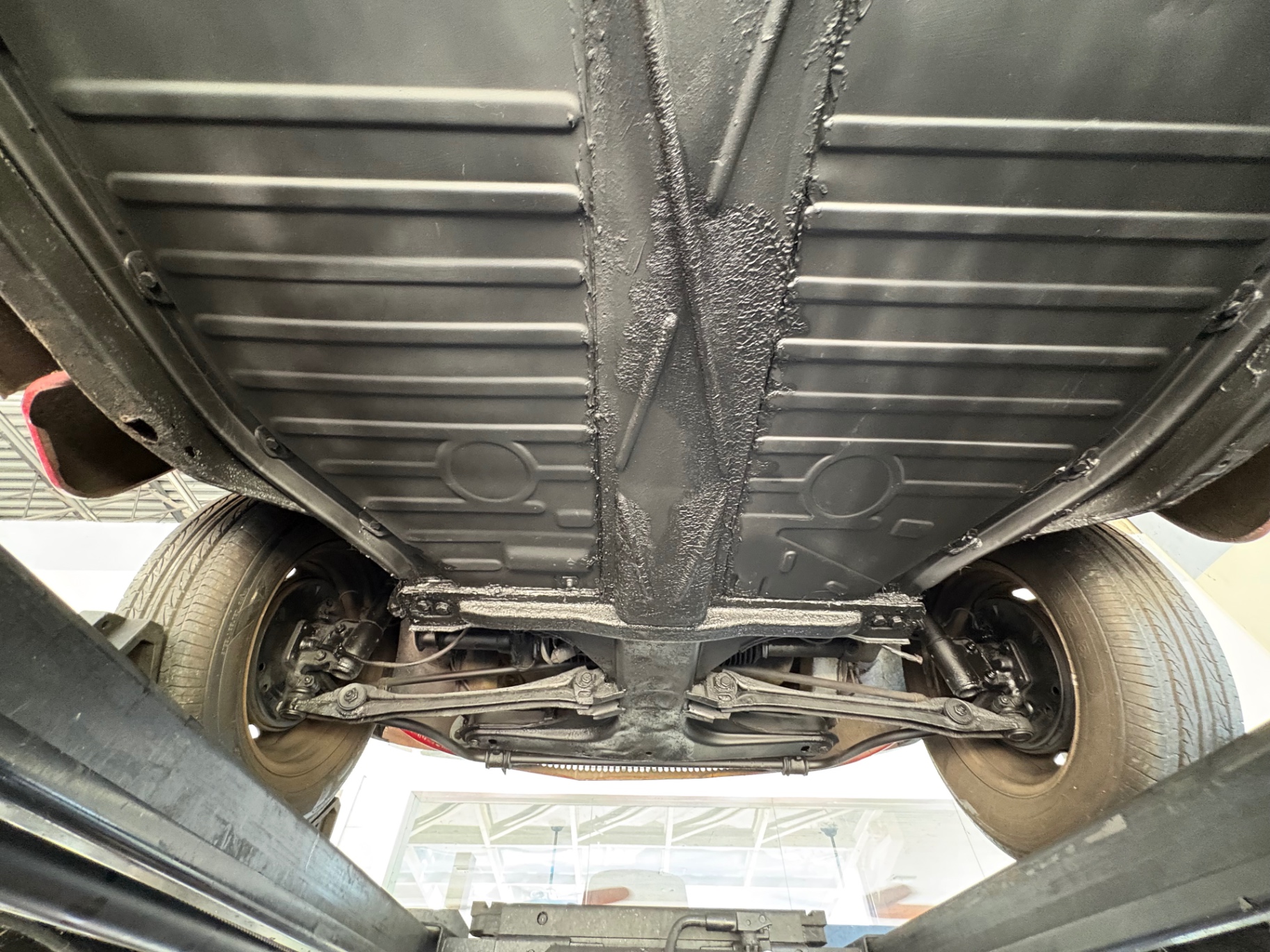 Vehicle photo 49