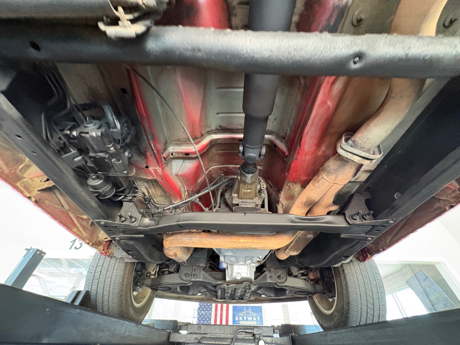 Vehicle photo 45