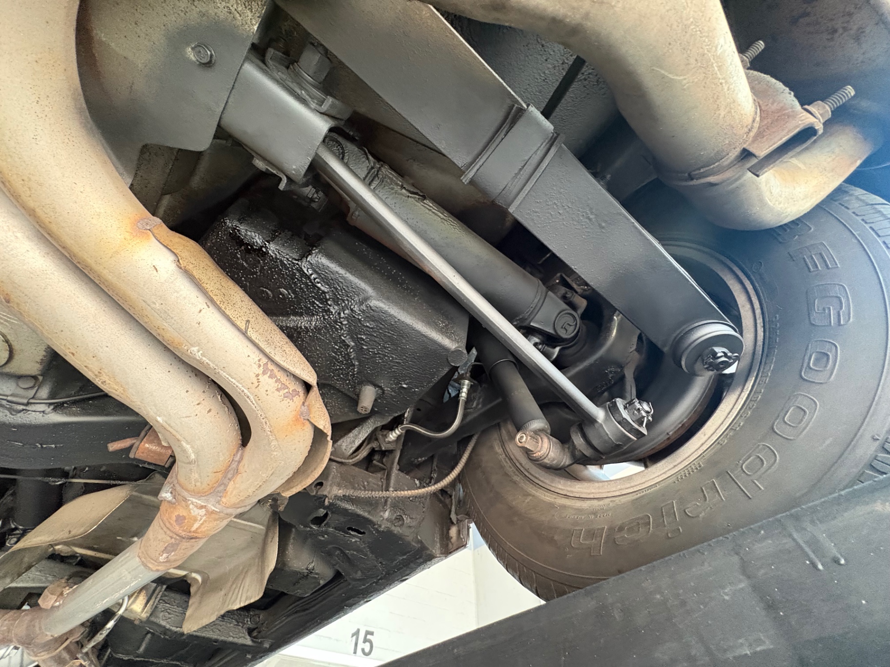 Vehicle photo 46