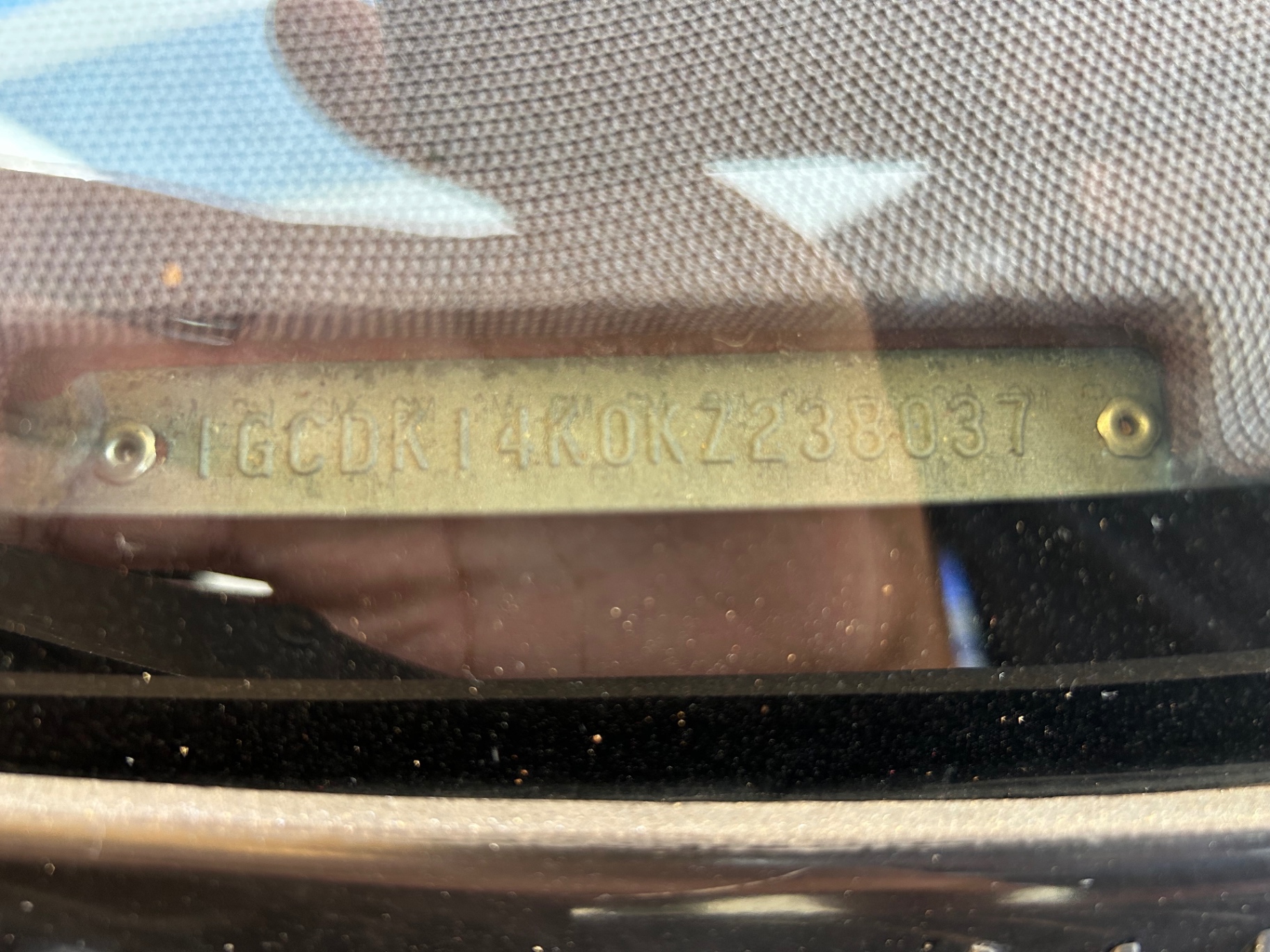 Vehicle photo 24
