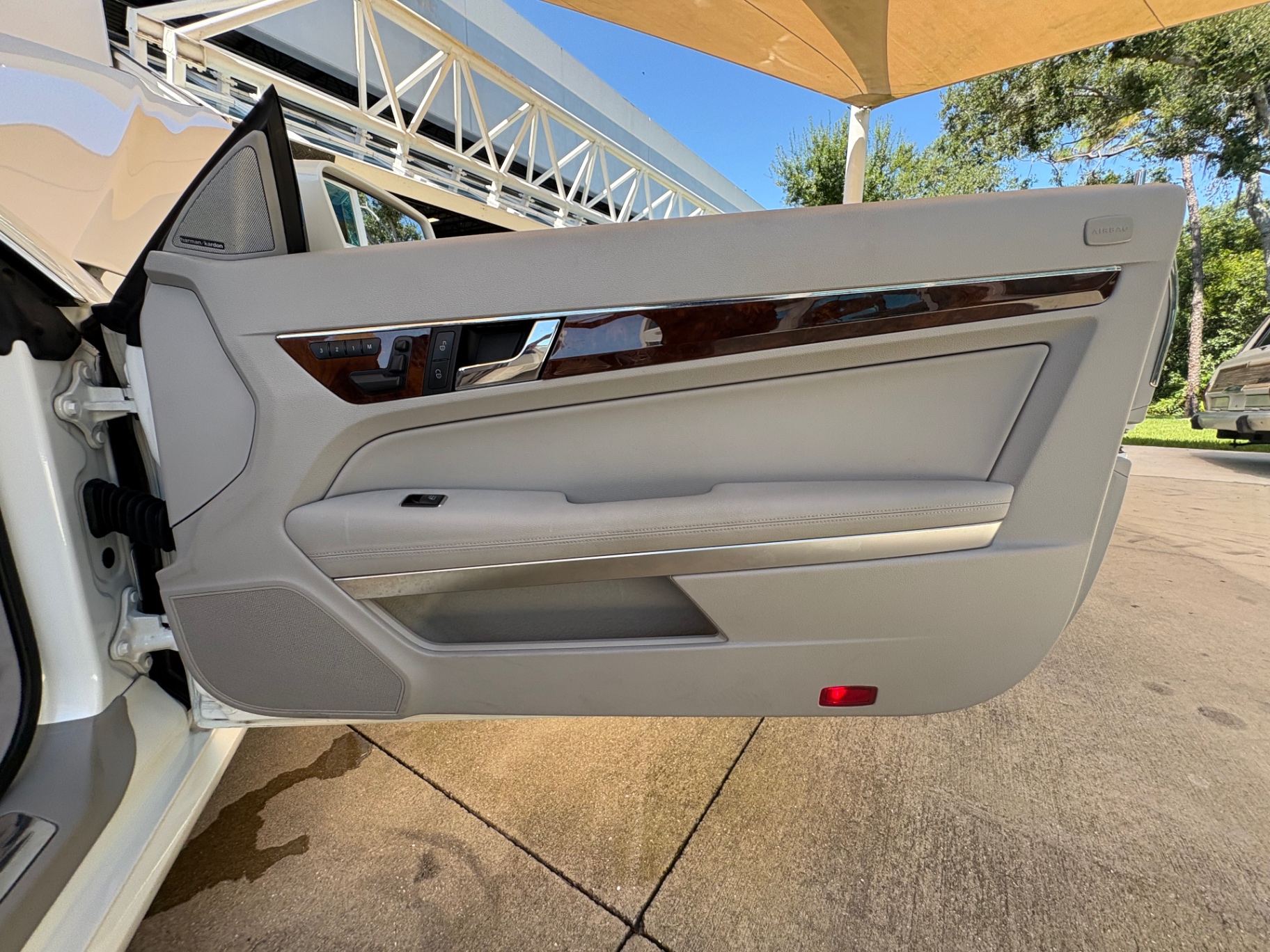 Vehicle photo 40