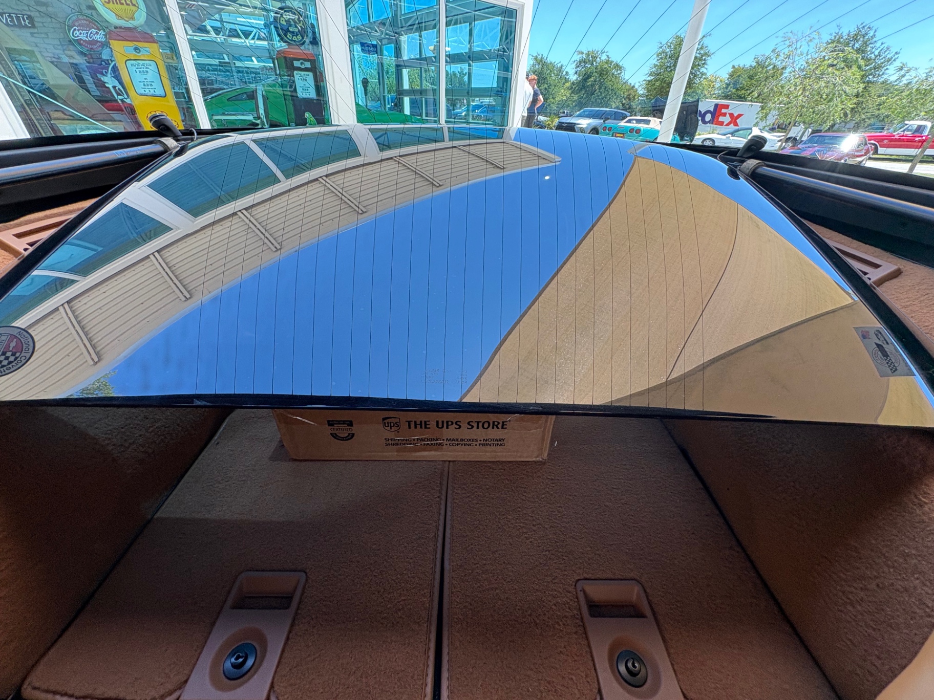 Vehicle photo 35