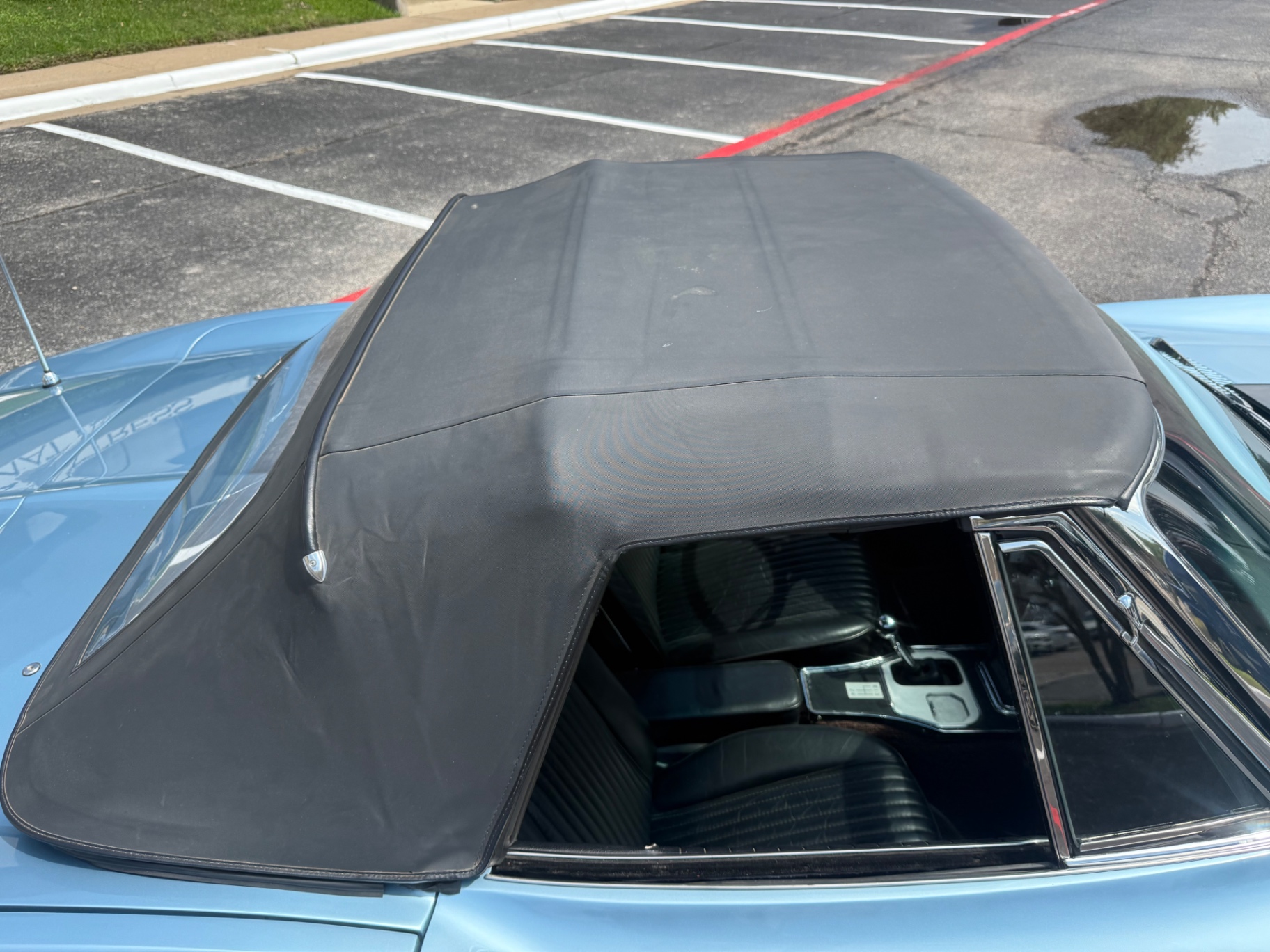 Vehicle photo 18