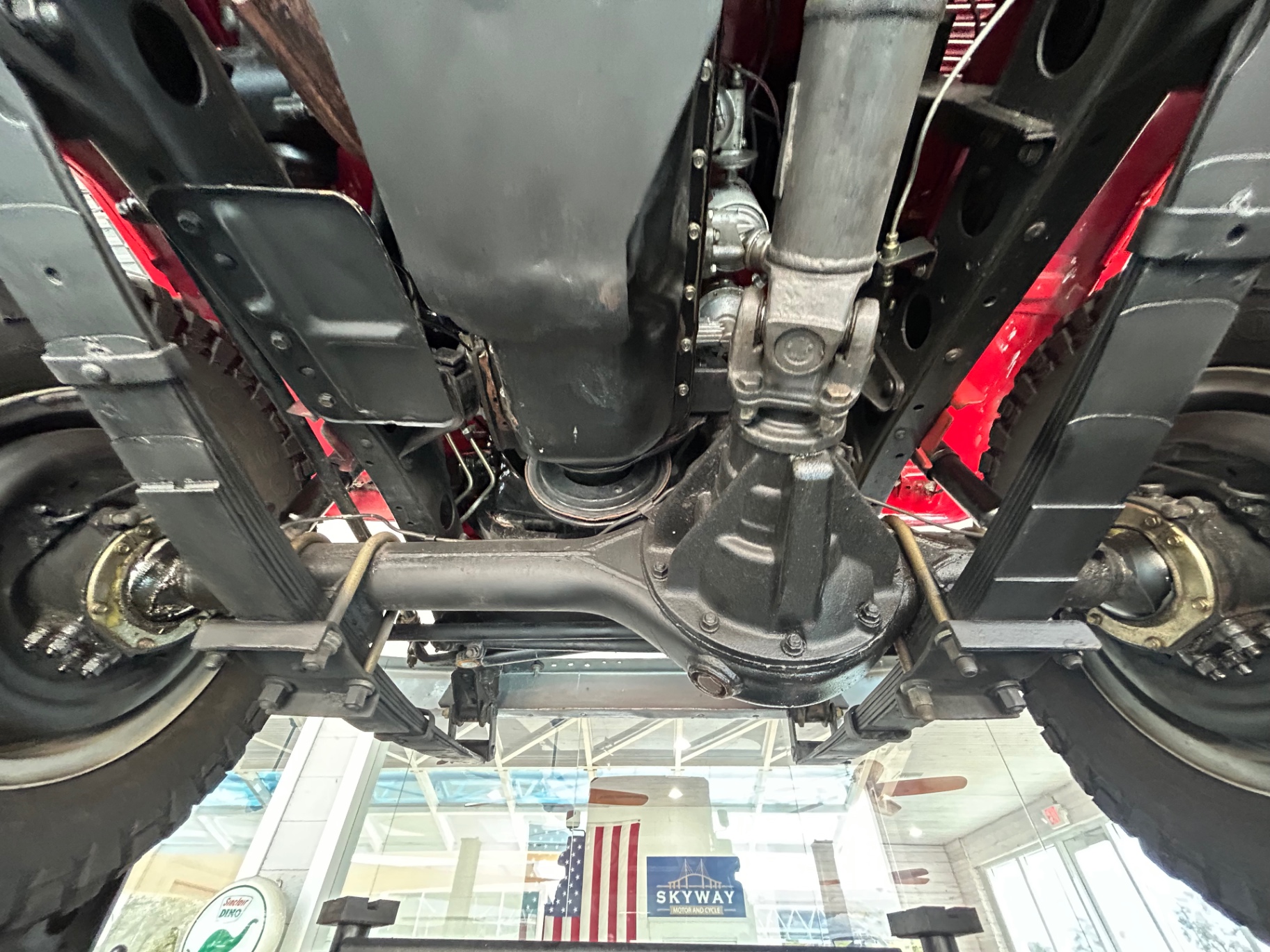 Vehicle photo 48