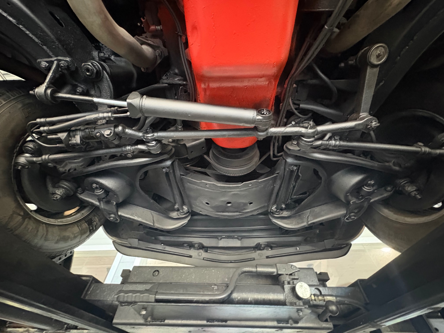 Vehicle photo 57
