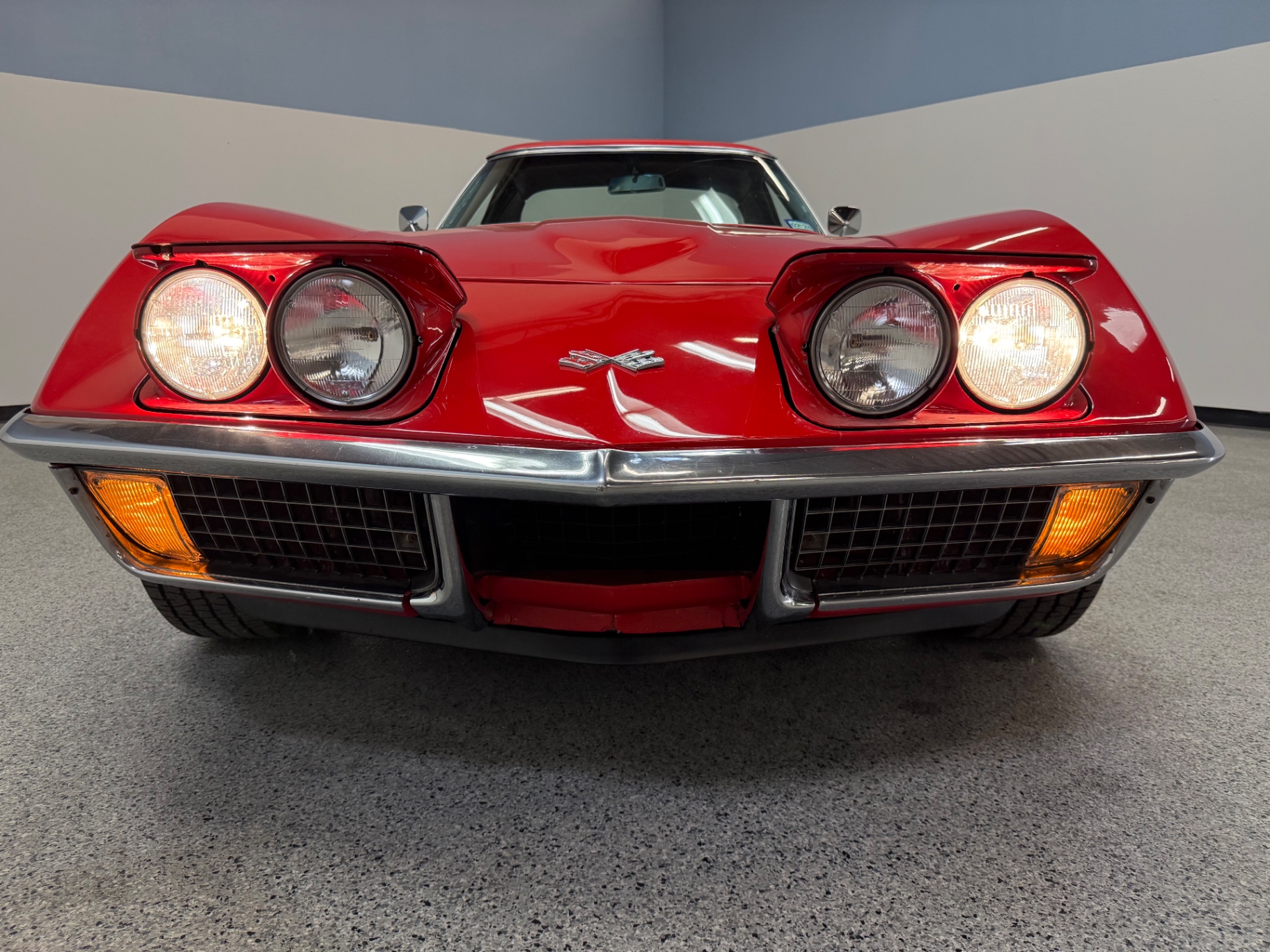 Vehicle photo 24