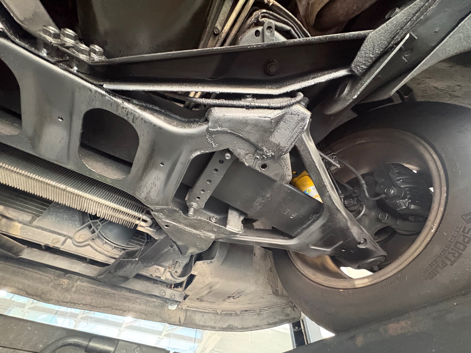 Vehicle photo 50
