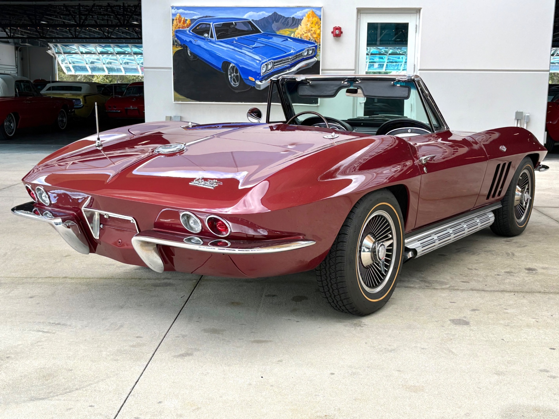 Vehicle photo 6