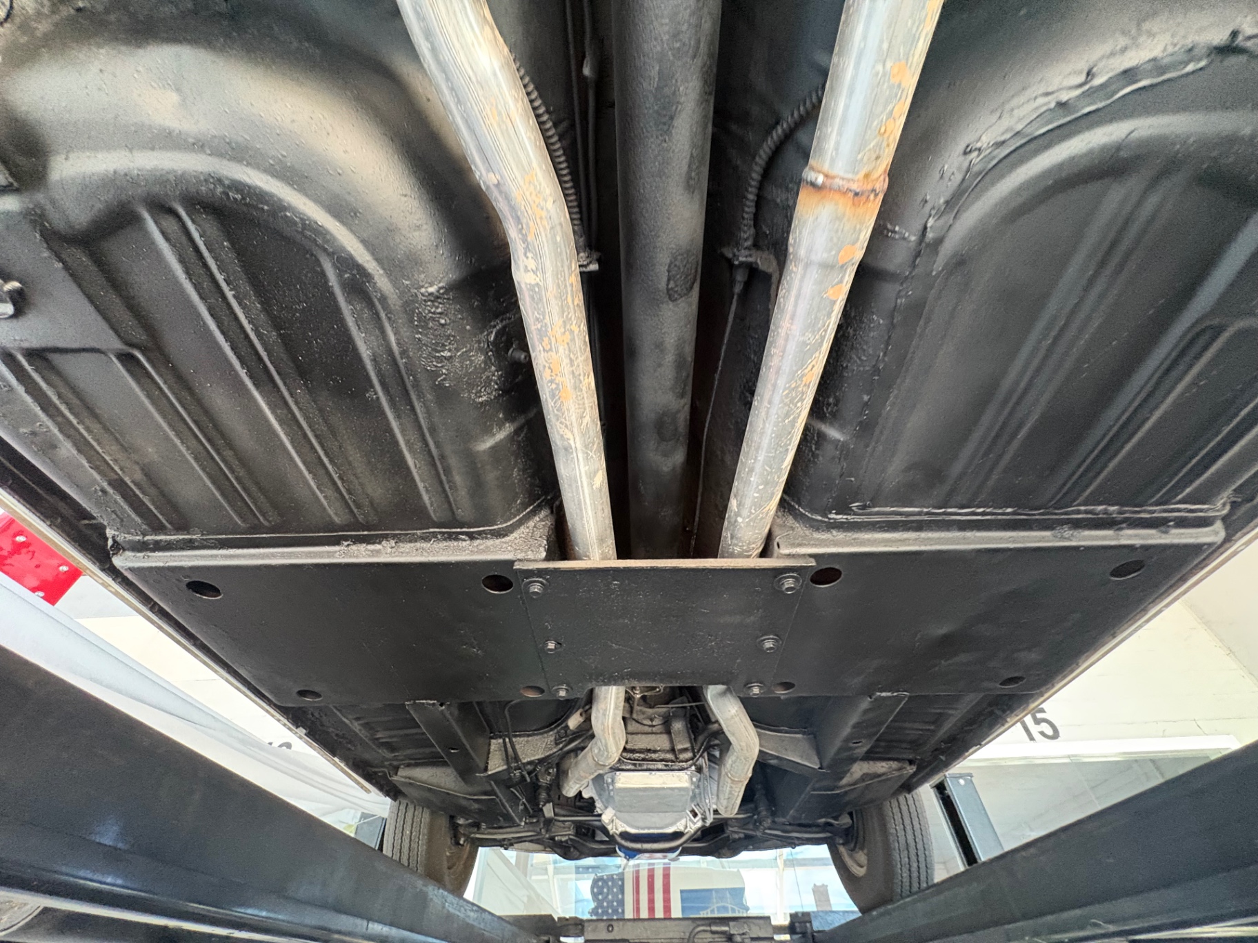 Vehicle photo 56