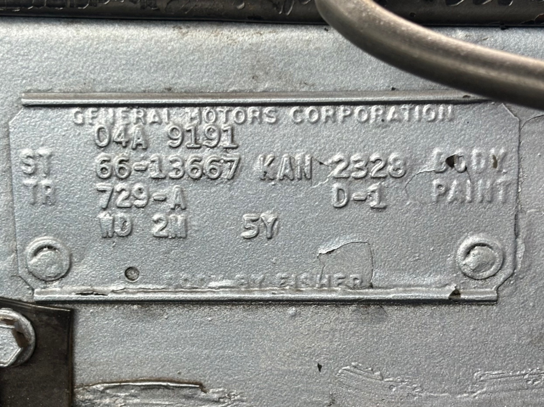 Vehicle photo 26