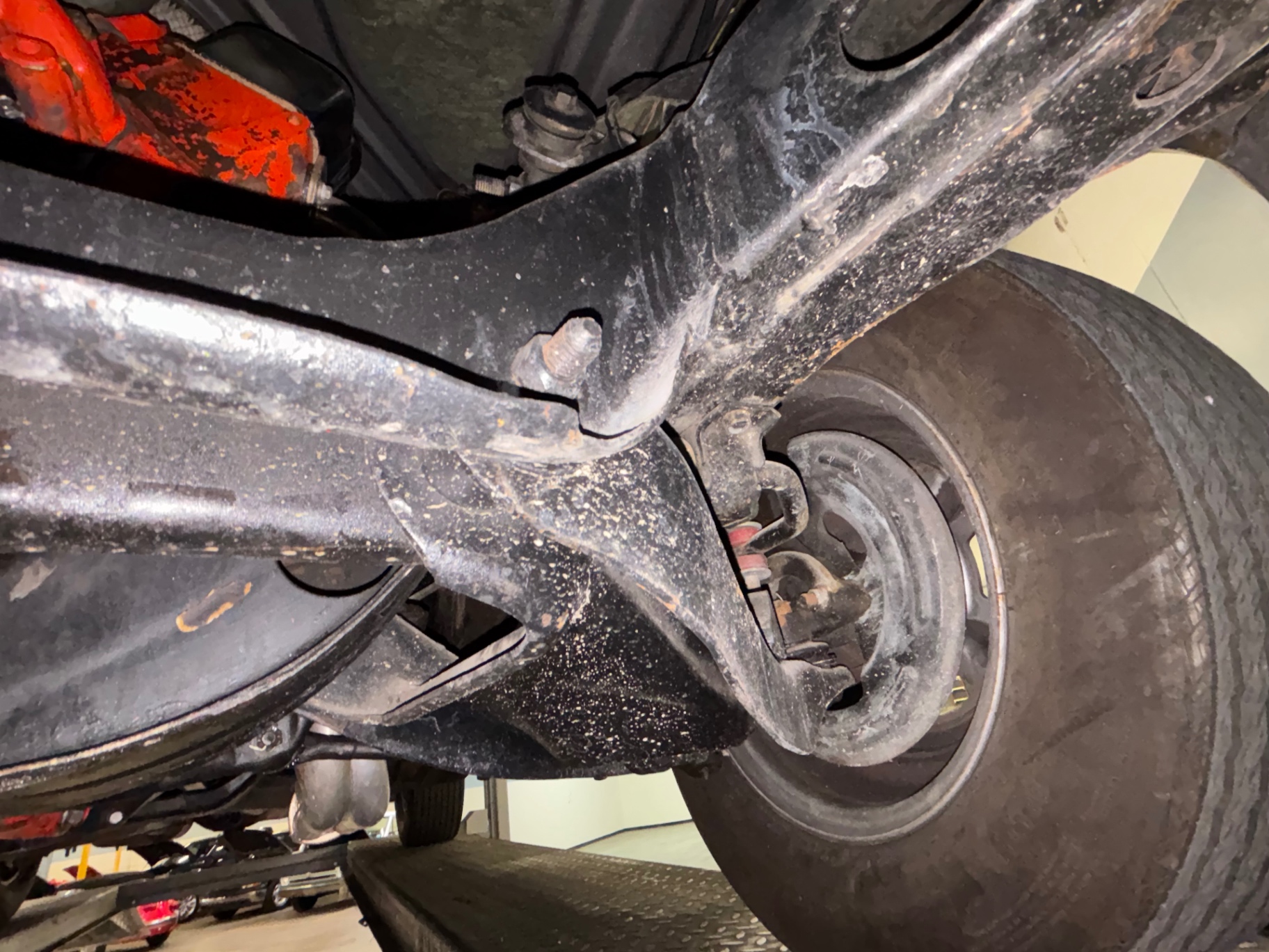 Vehicle photo 44
