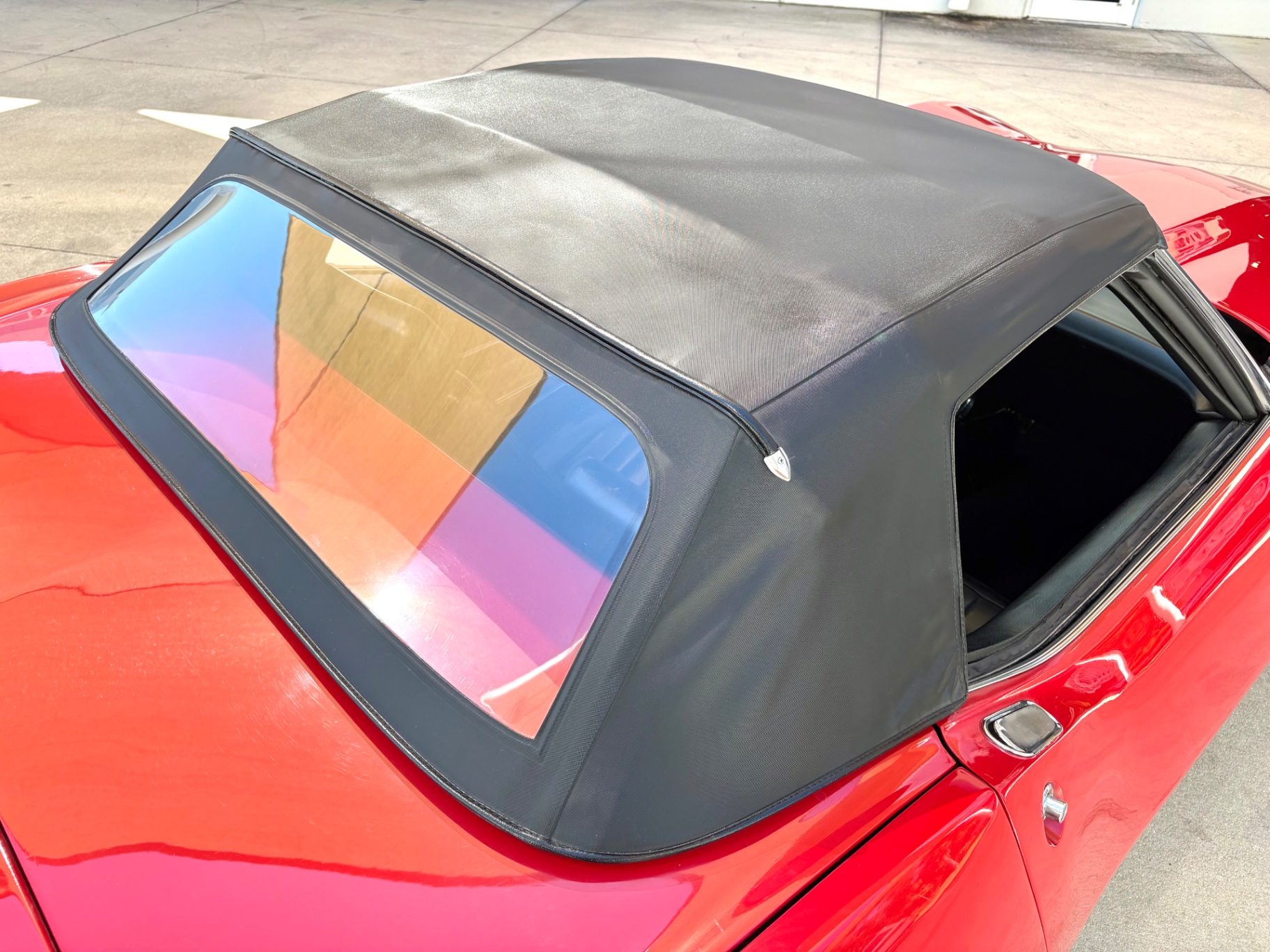 Vehicle photo 24