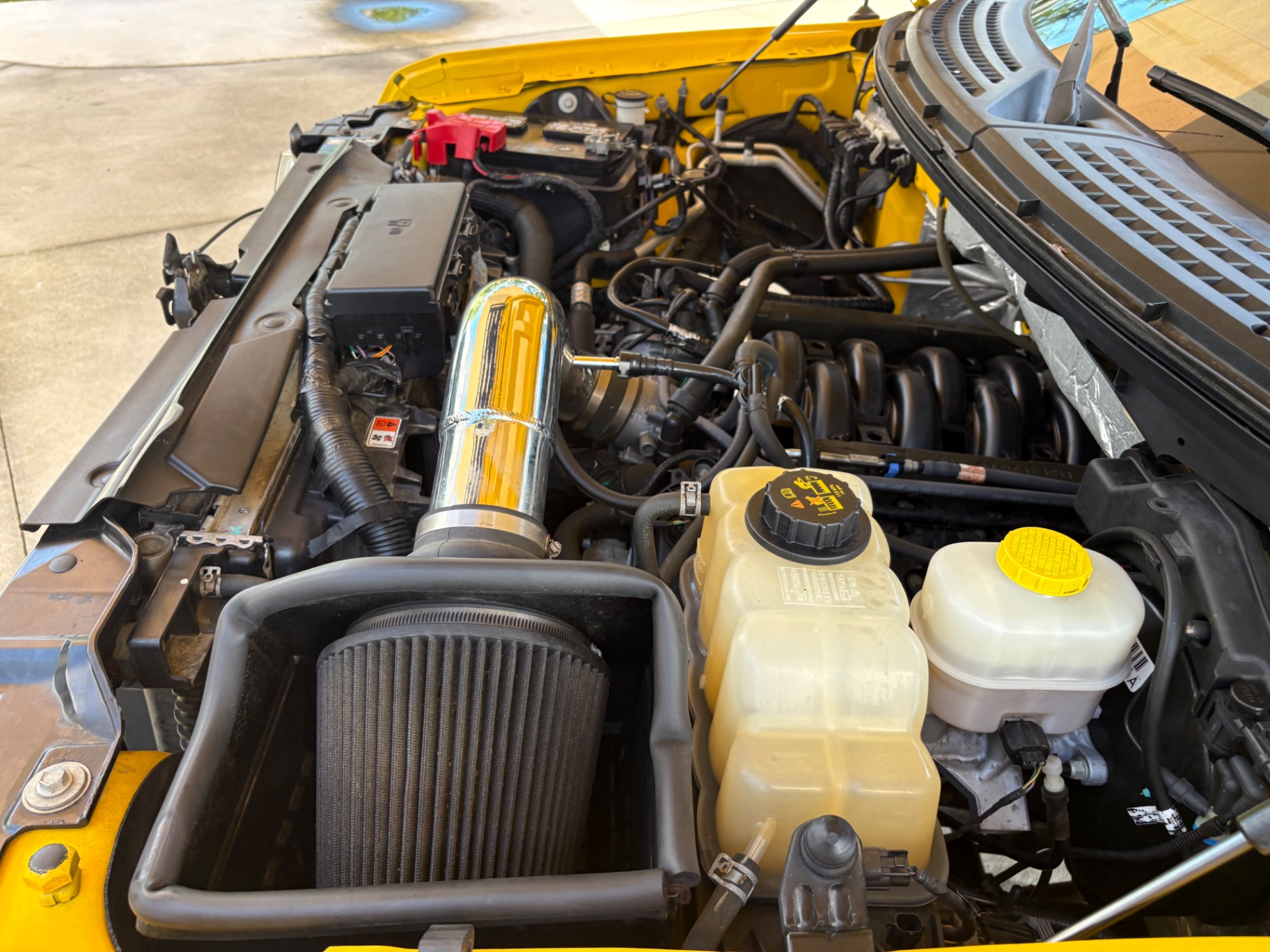 Vehicle photo 30
