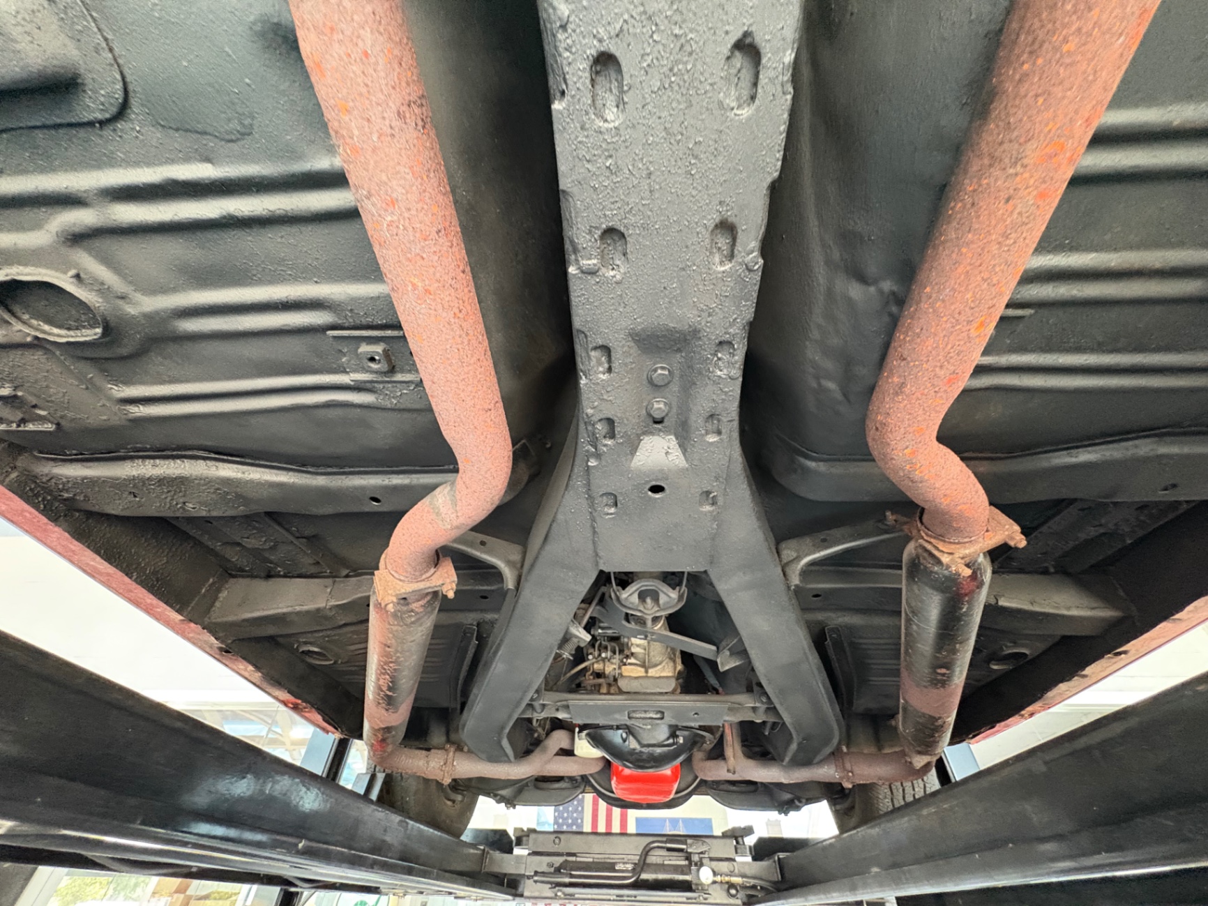 Vehicle photo 48