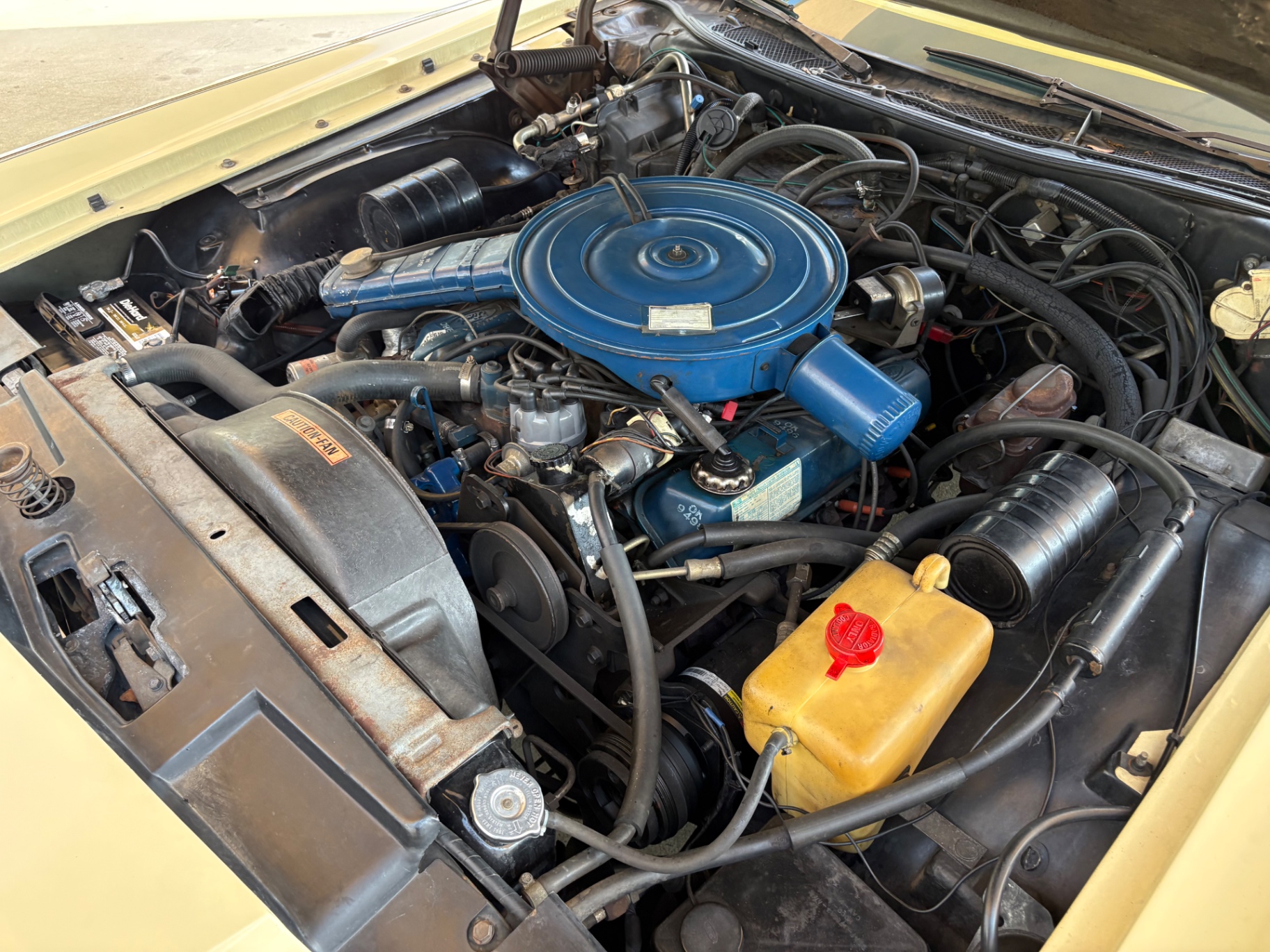 Vehicle photo 28