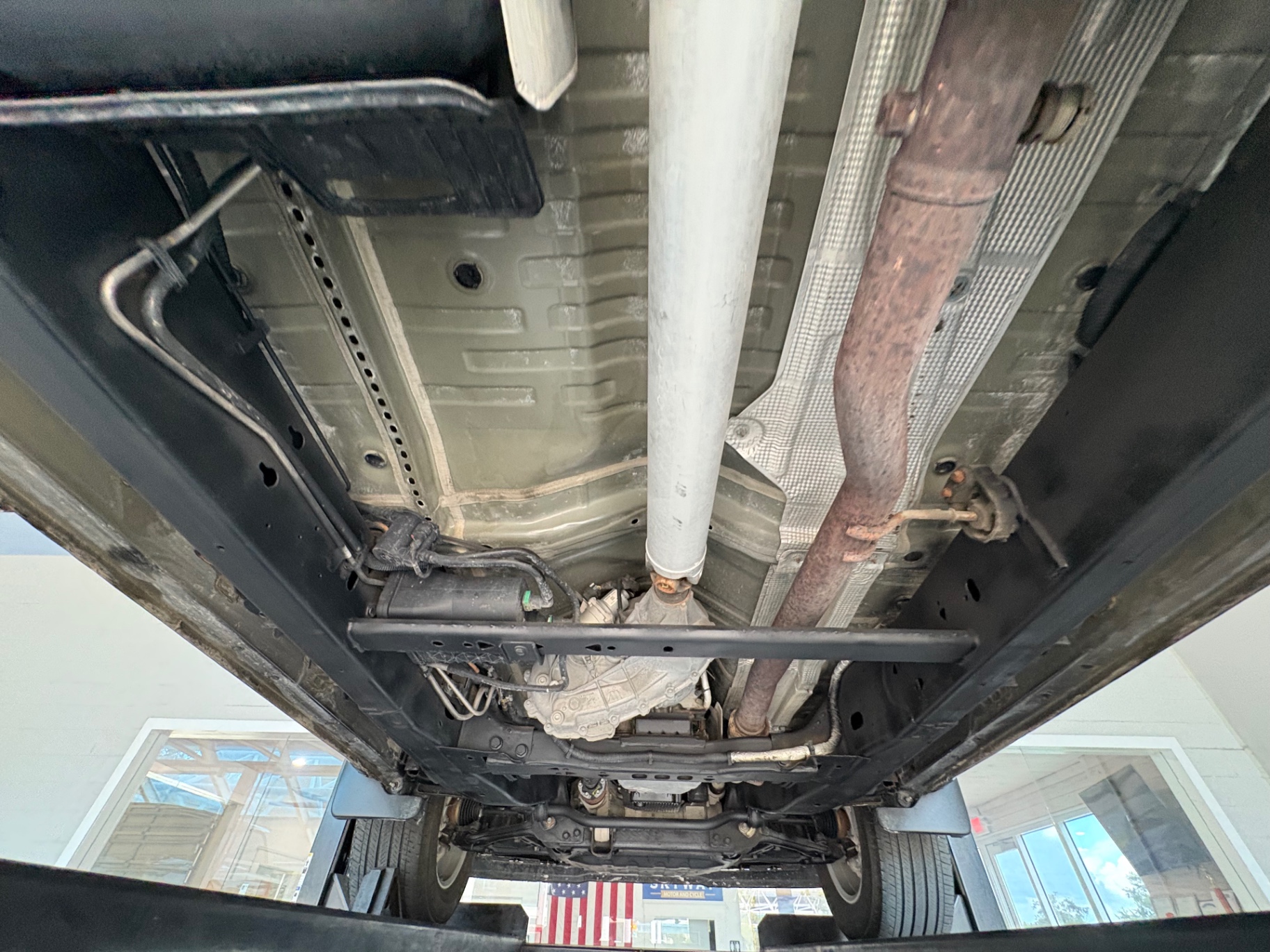 Vehicle photo 50