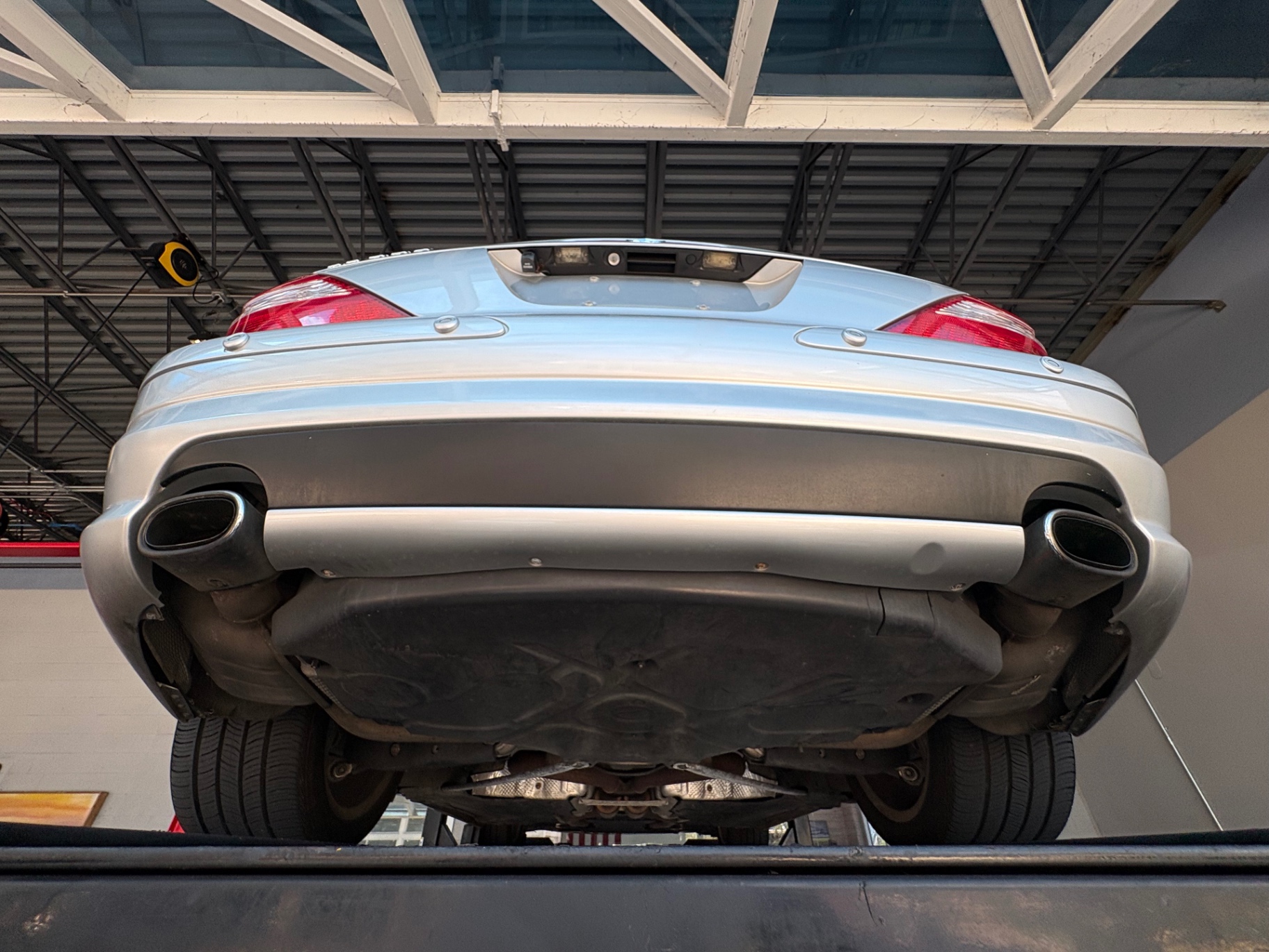Vehicle photo 49