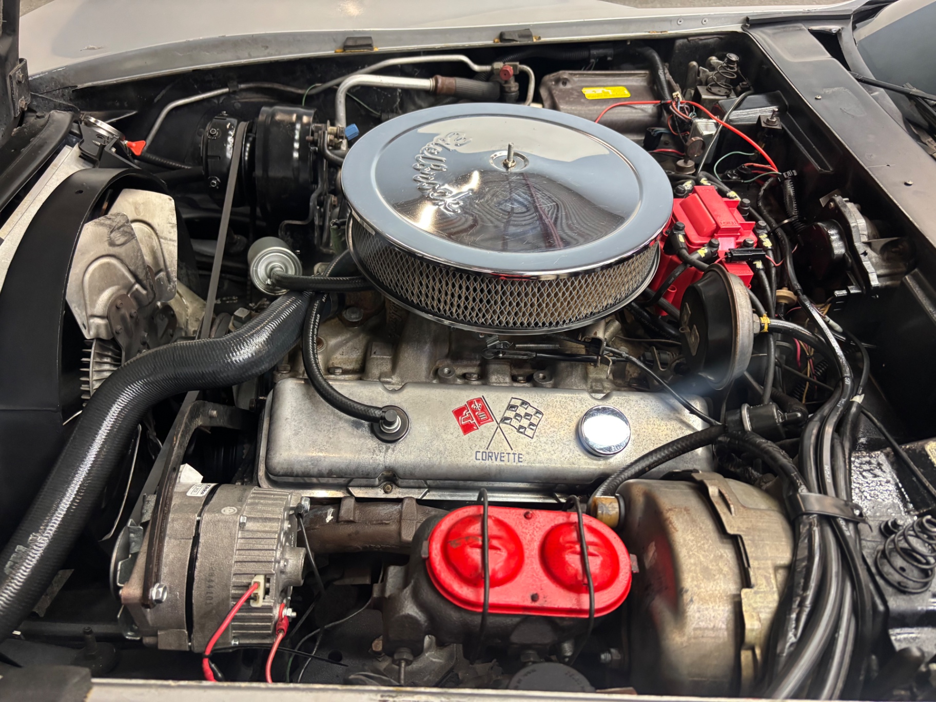 Vehicle photo 24