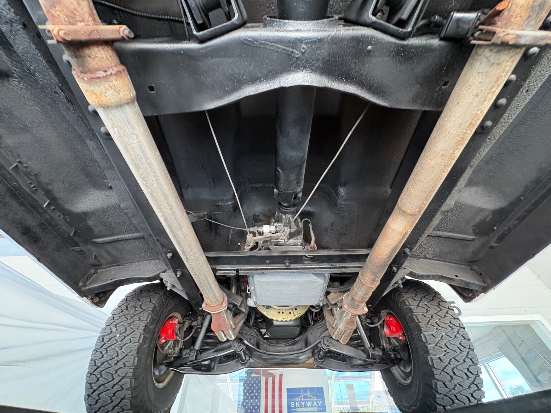 Vehicle photo 47