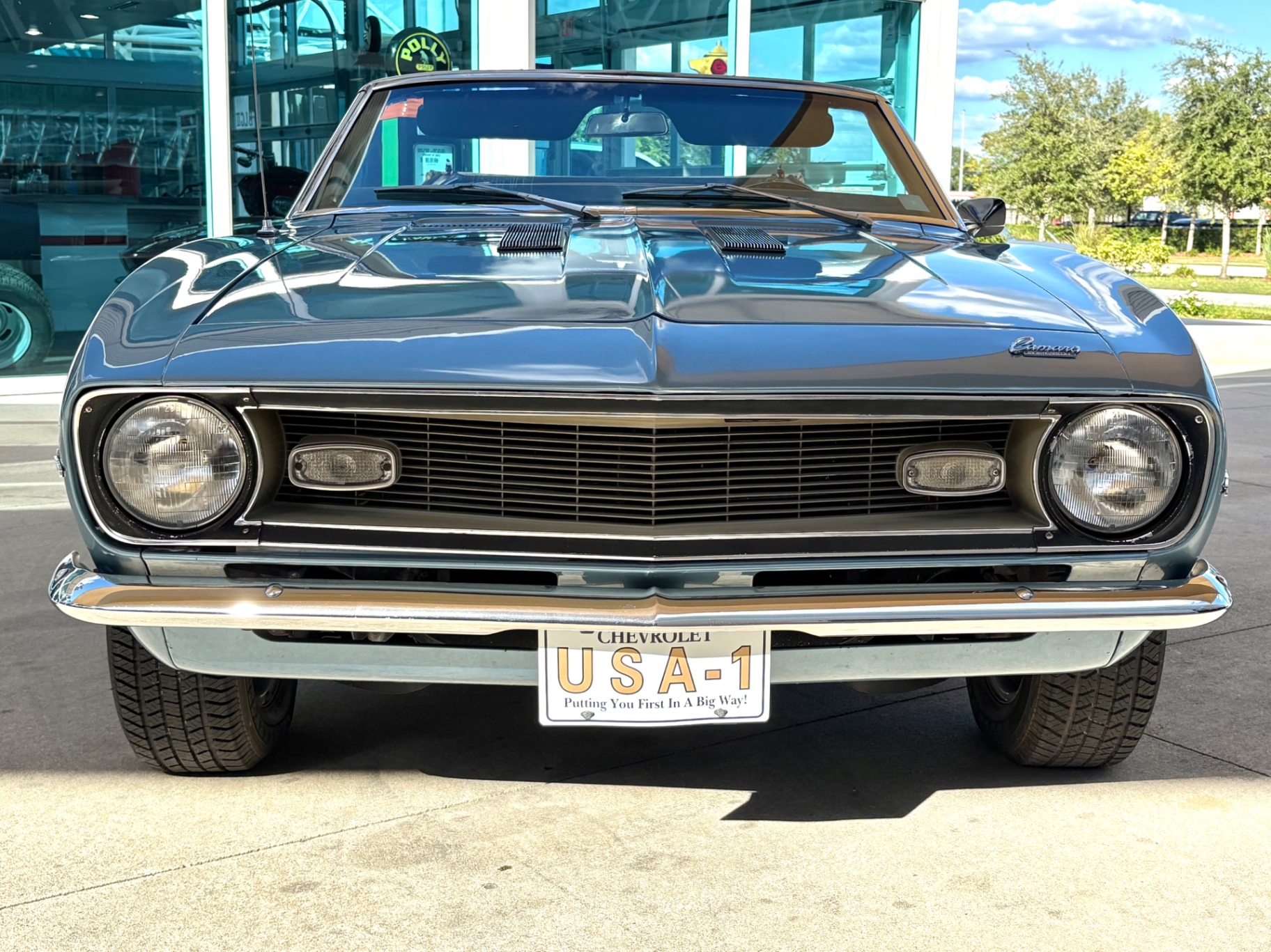 Vehicle photo 2