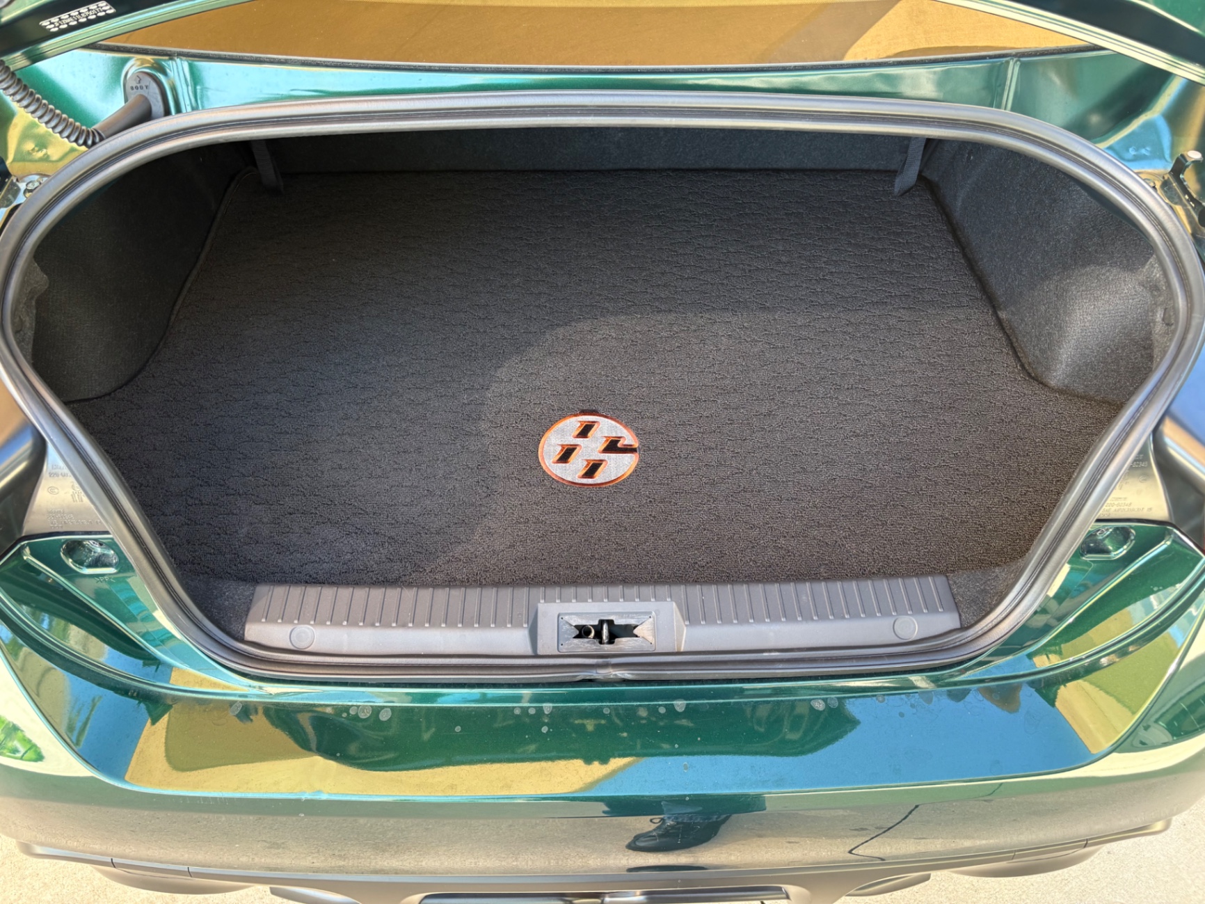 Vehicle photo 7