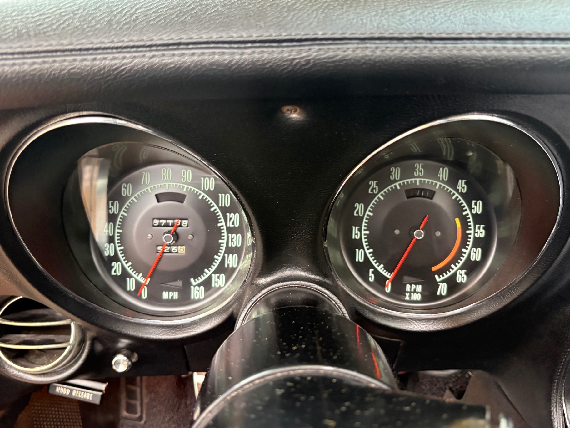 Vehicle photo 44