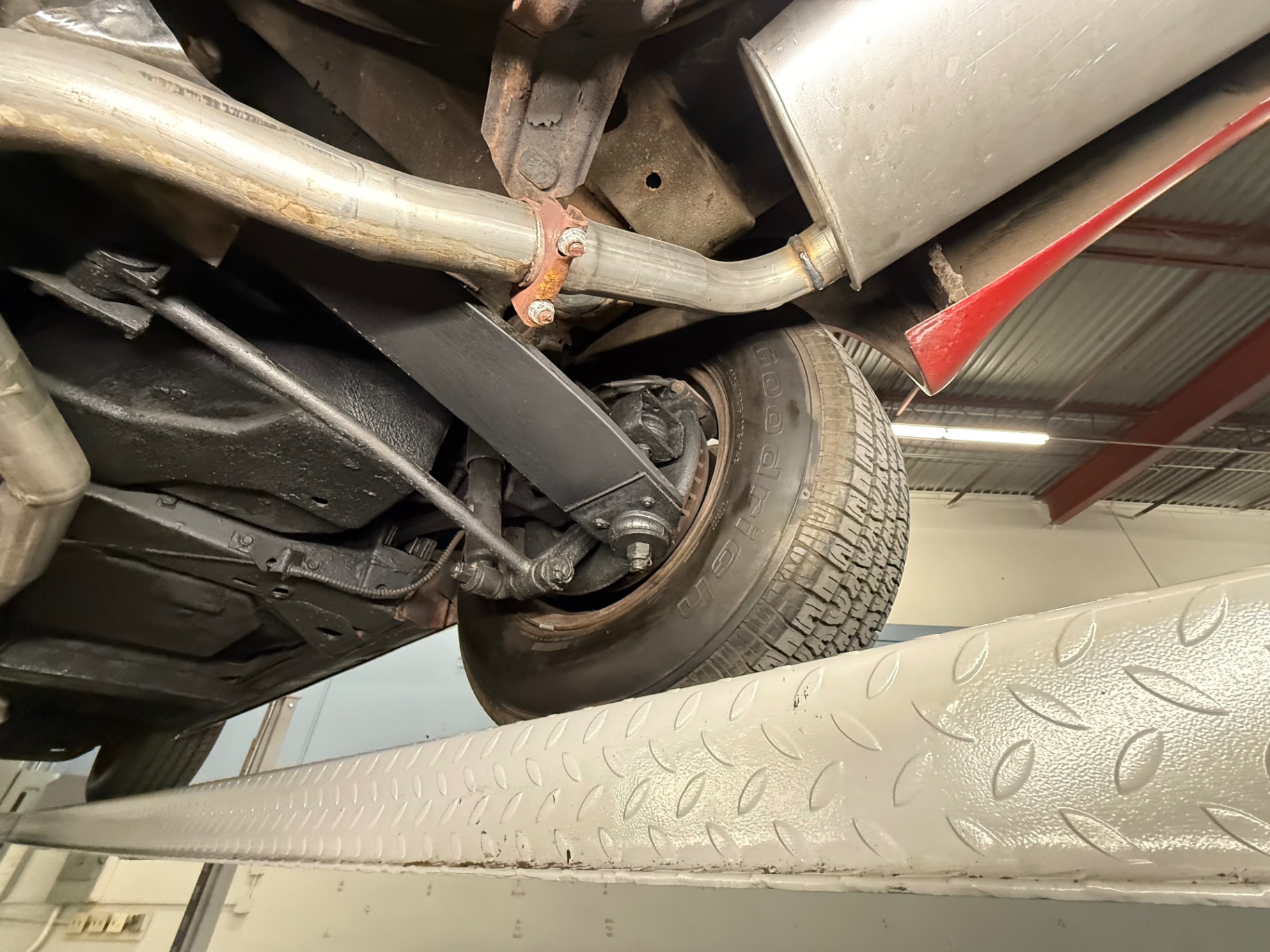 Vehicle photo 58