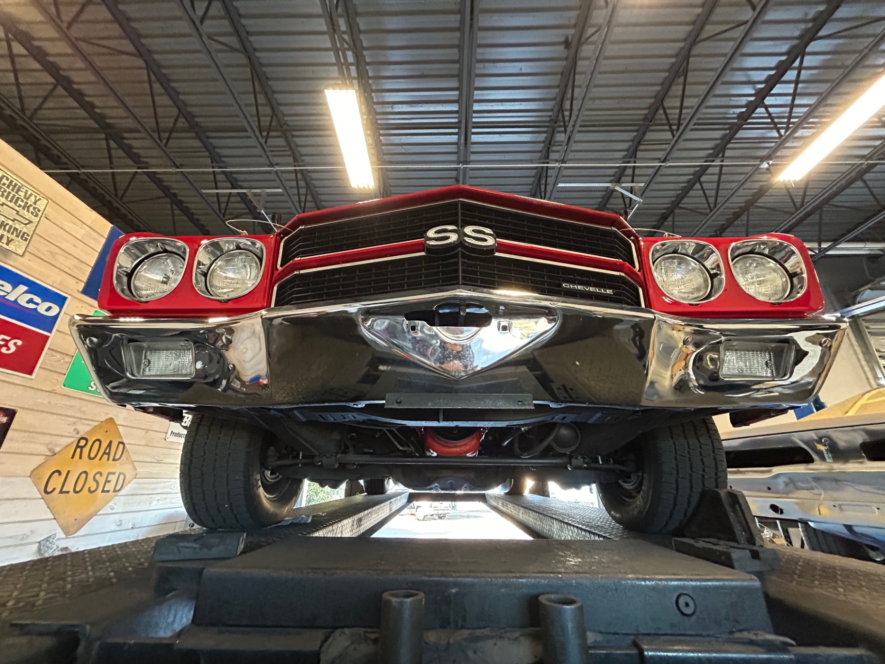 Vehicle photo 42