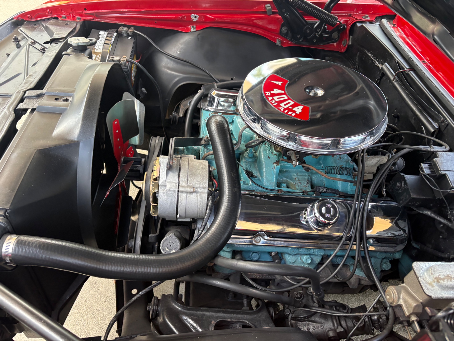Vehicle photo 32