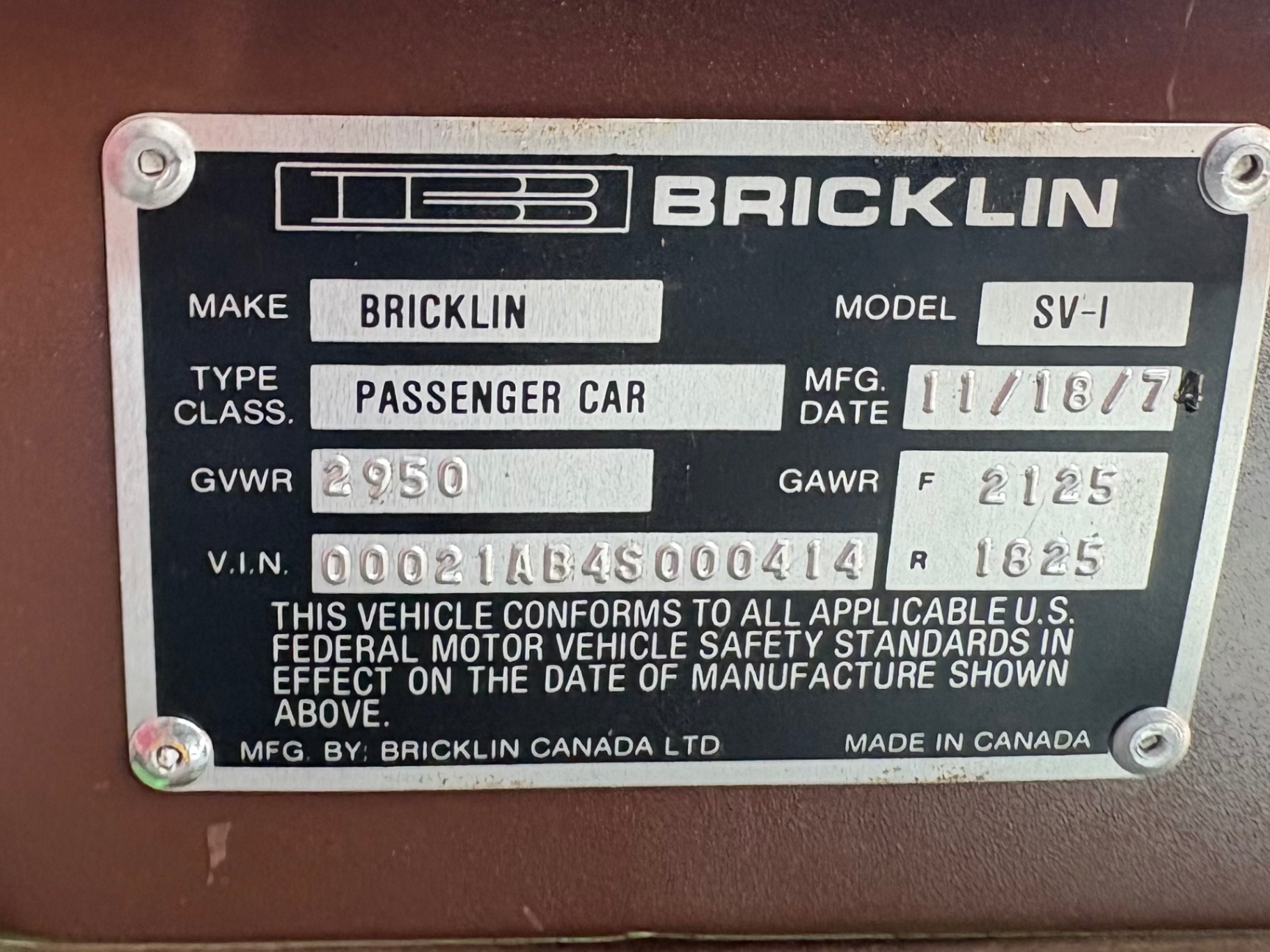 Vehicle photo 25