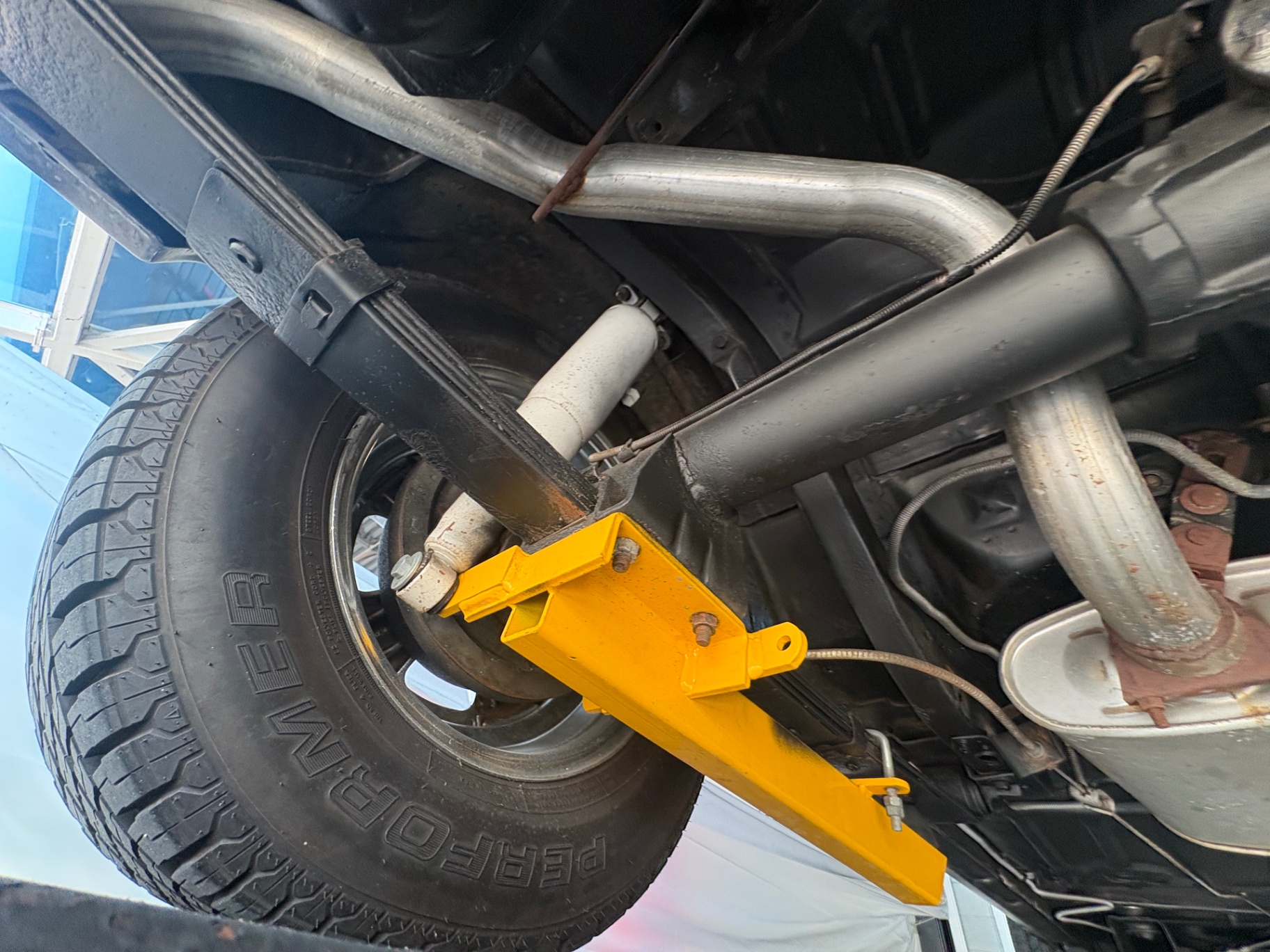Vehicle photo 48