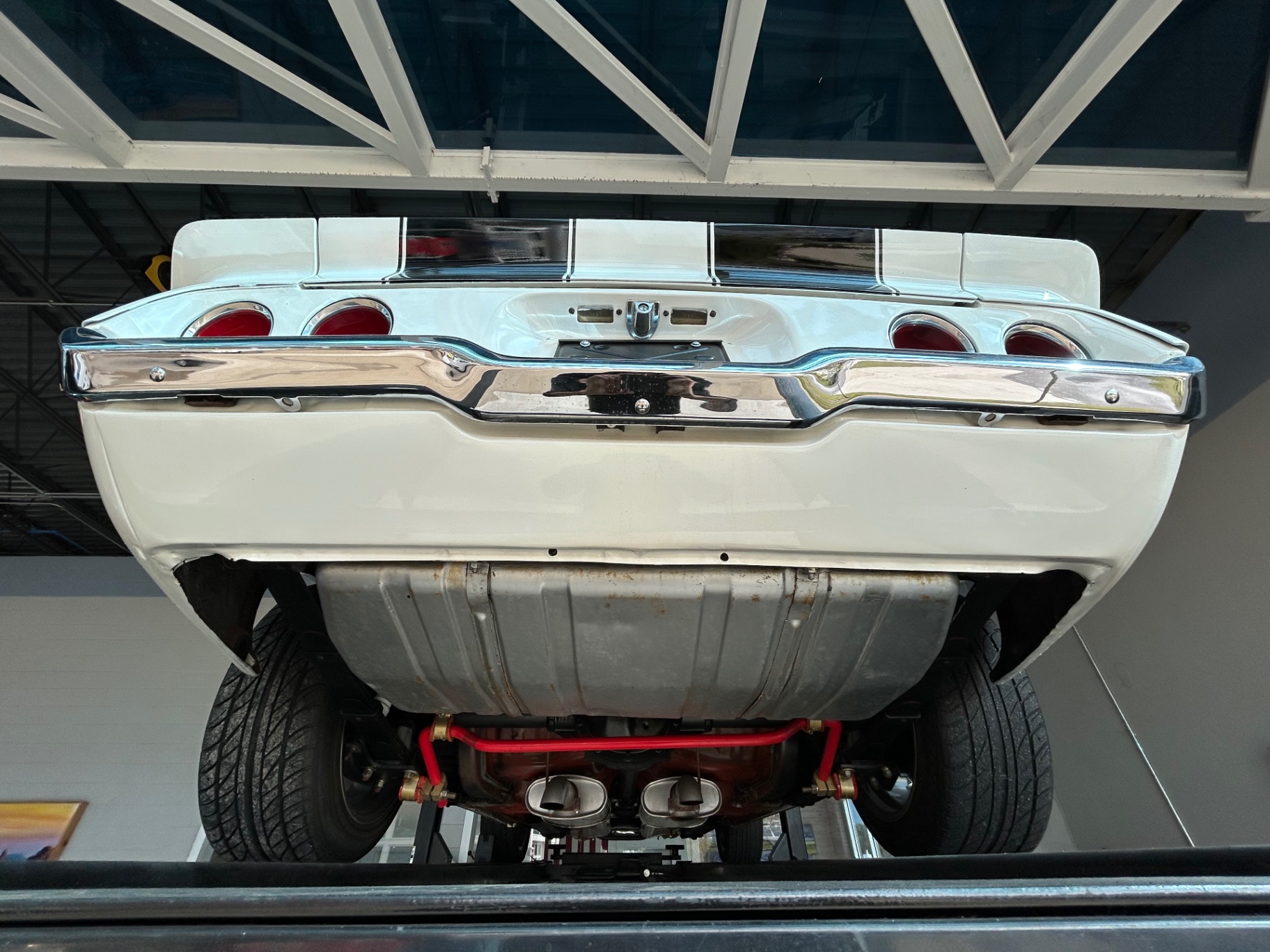 Vehicle photo 40