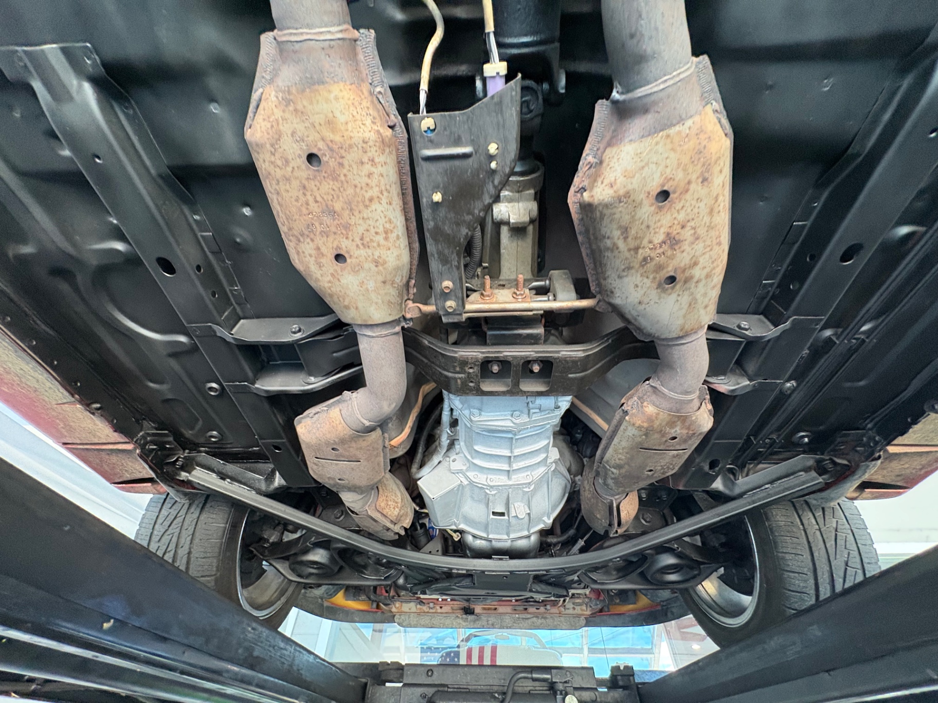 Vehicle photo 52