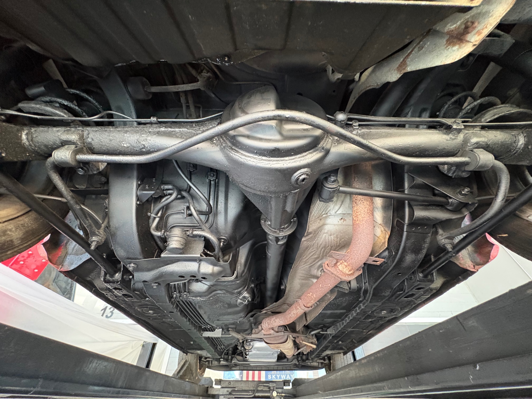 Vehicle photo 44