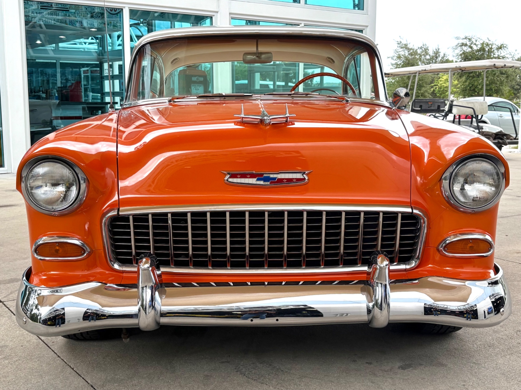 Vehicle photo 2
