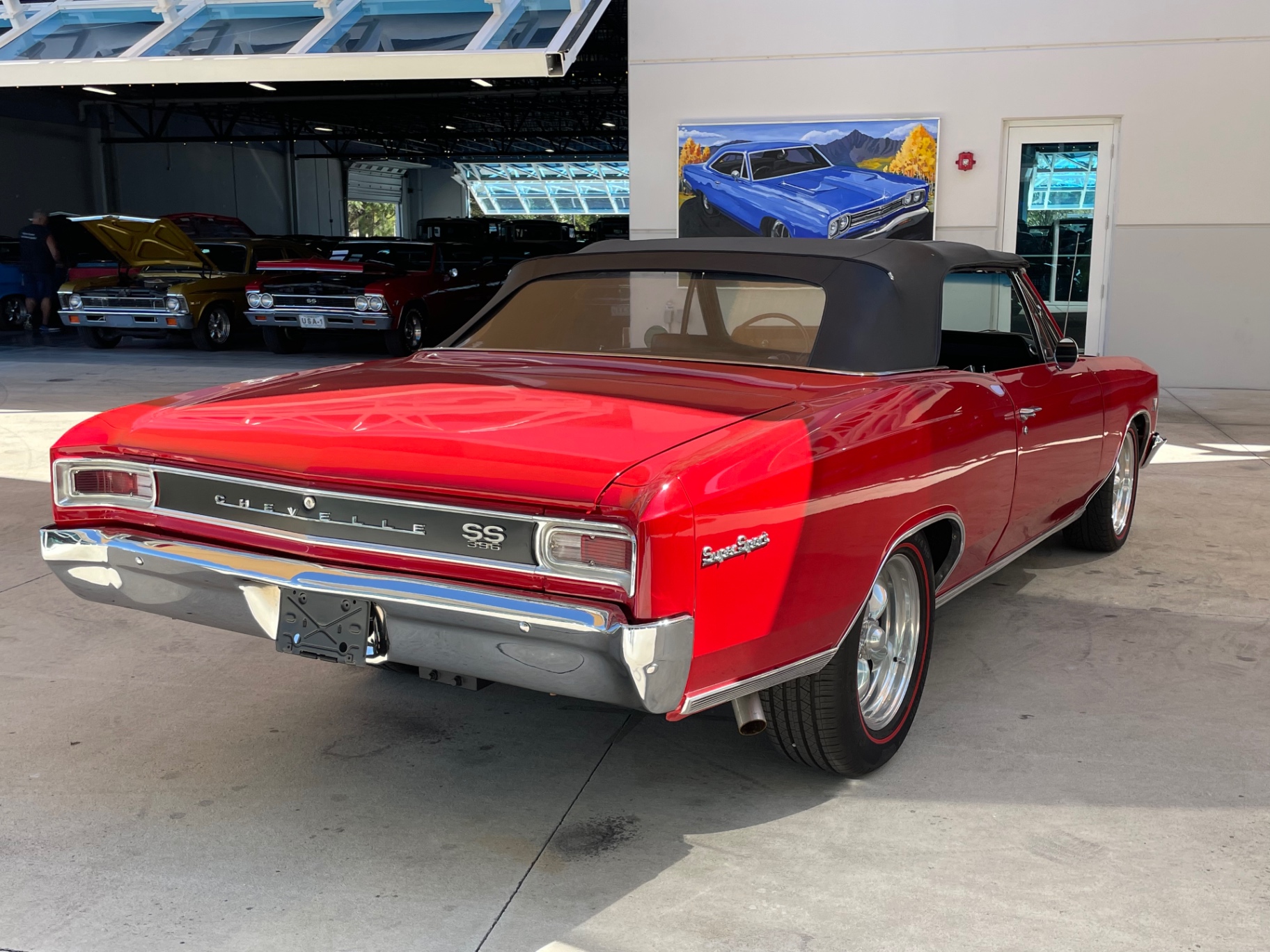 Vehicle photo 6