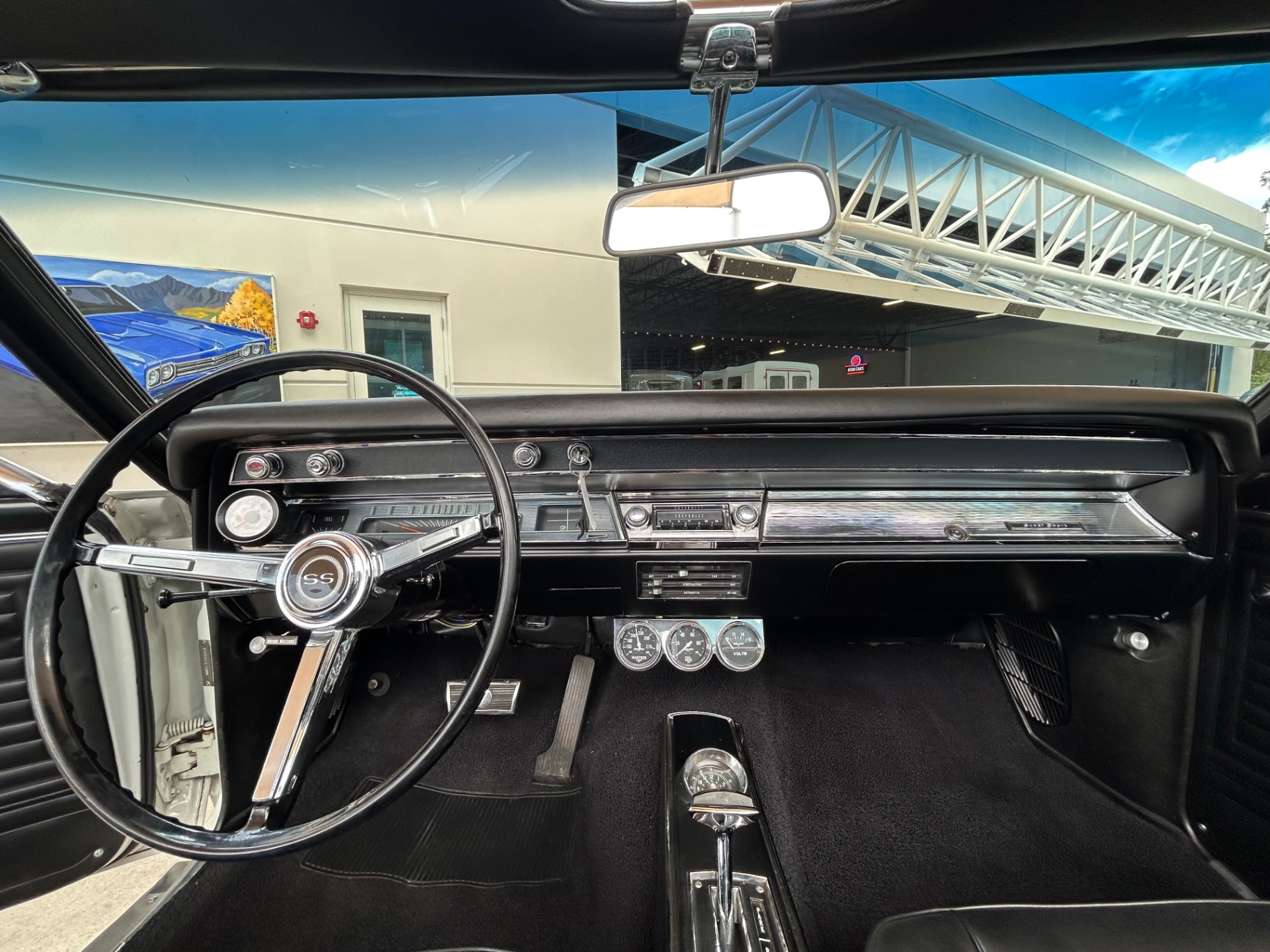 Vehicle photo 42