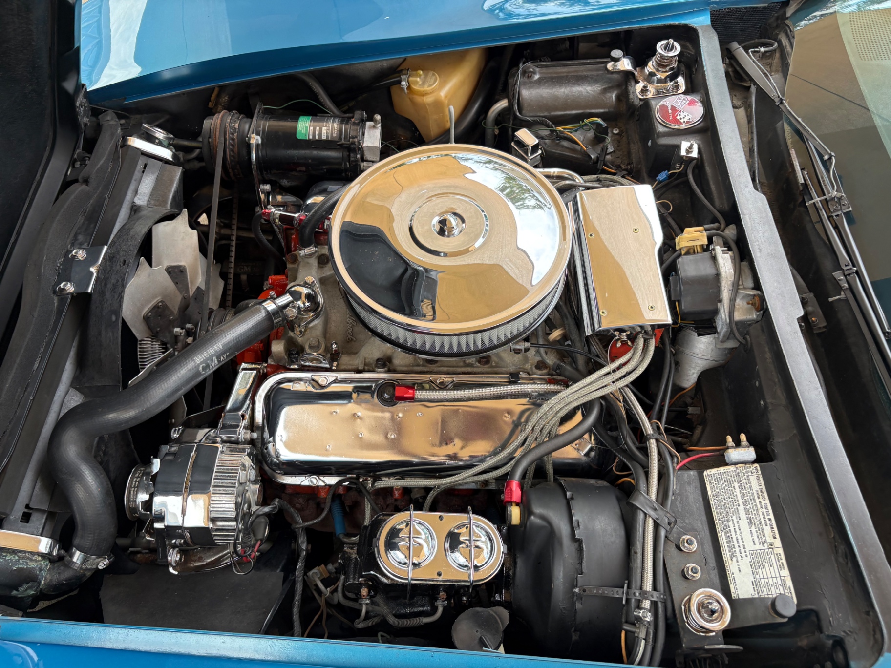Vehicle photo 28