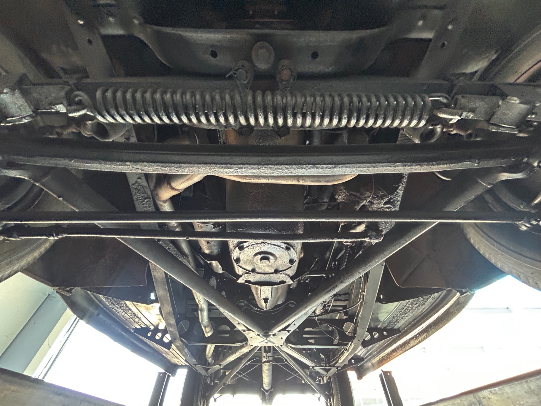 Vehicle photo 48