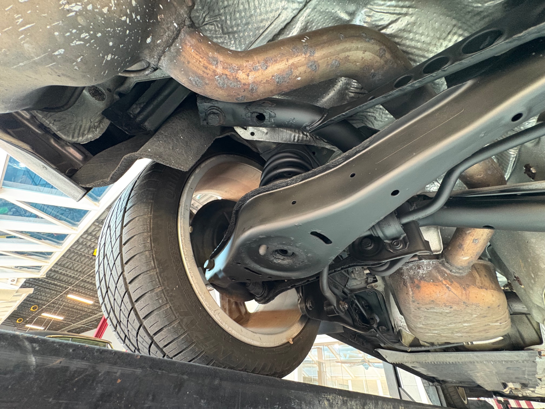Vehicle photo 50