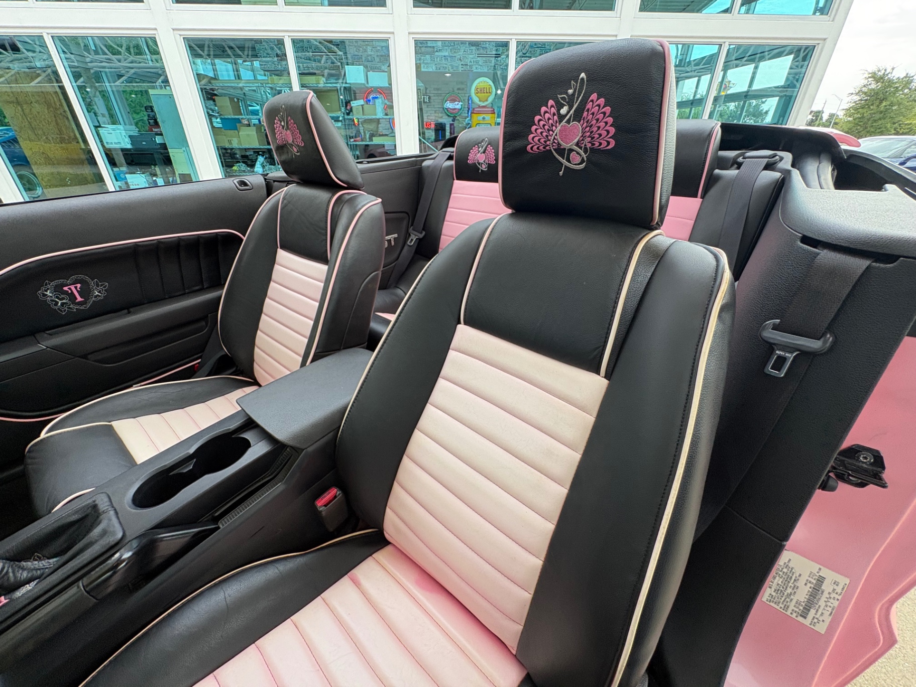 Vehicle photo 40