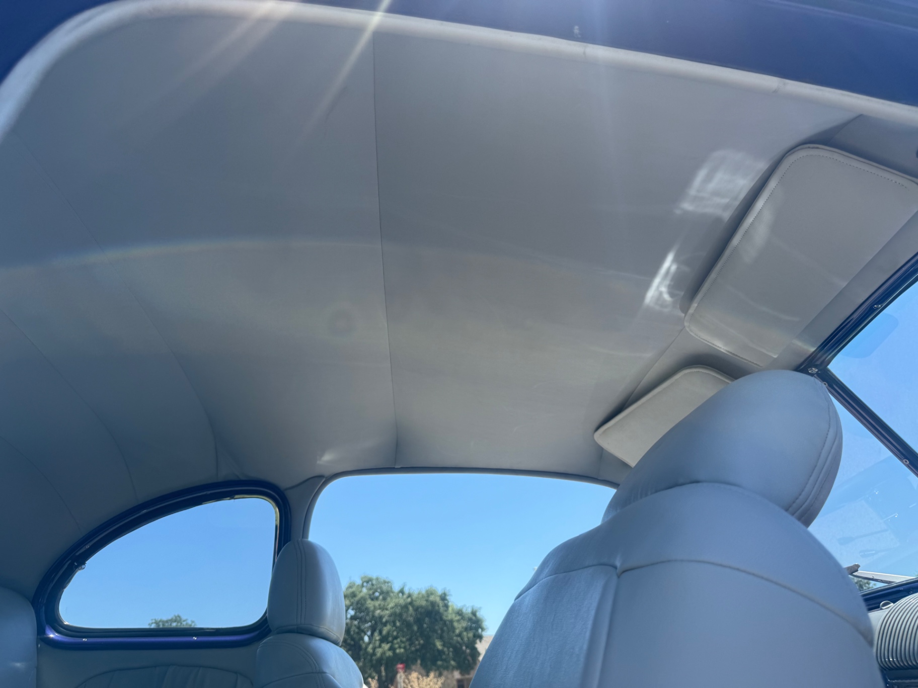 Vehicle photo 30