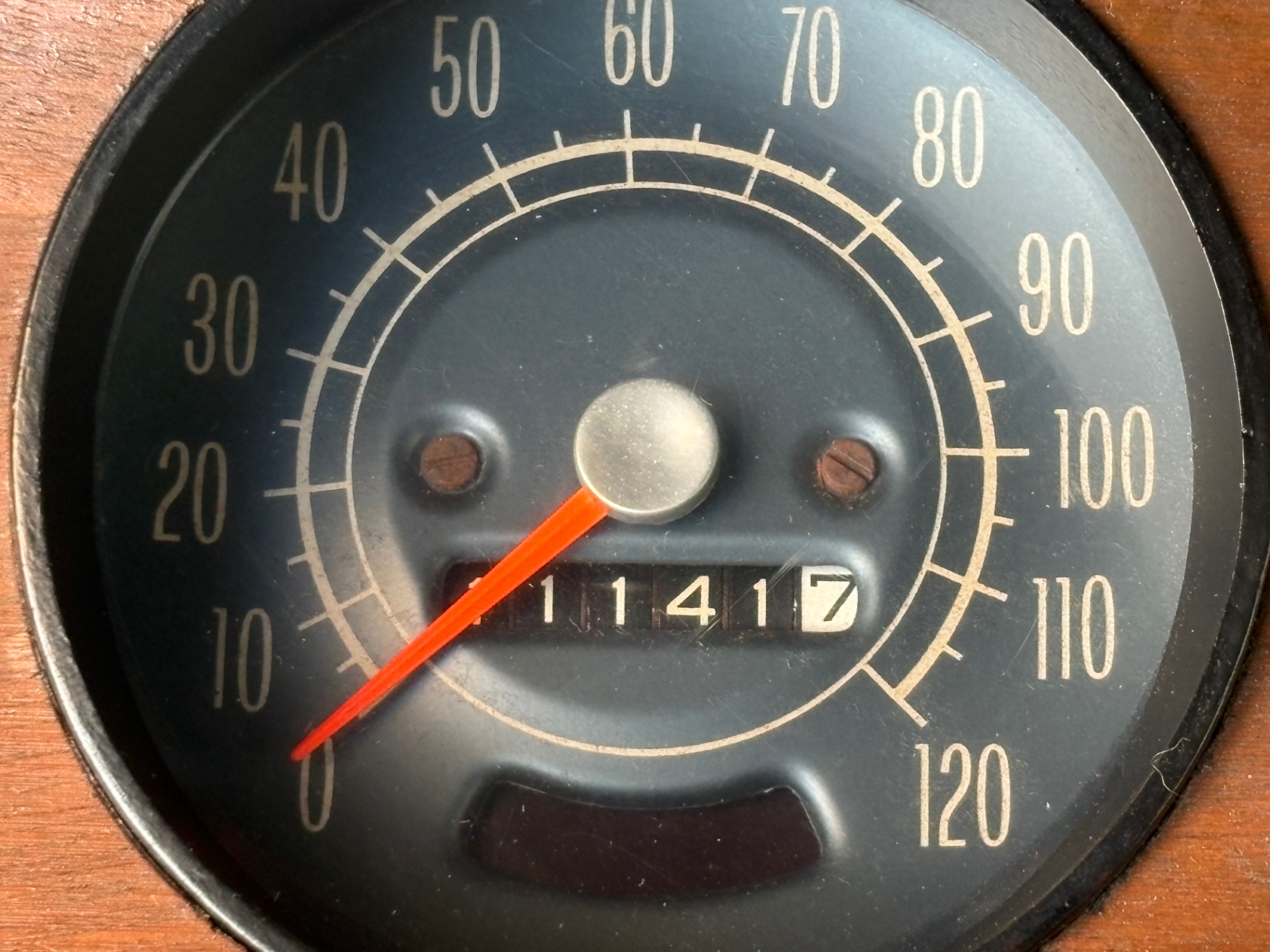 Vehicle photo 24