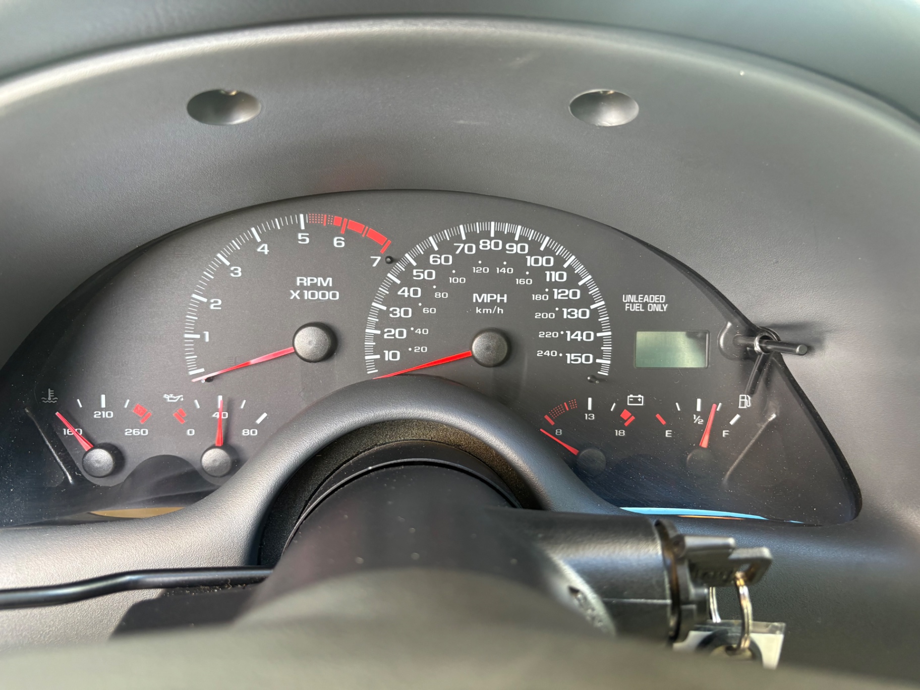 Vehicle photo 34